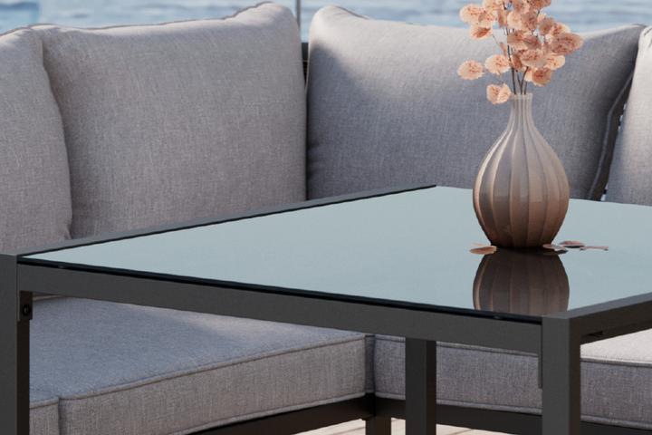 Loungetisch Glasplatte Eisengestell pulverbeschichtet schwarz