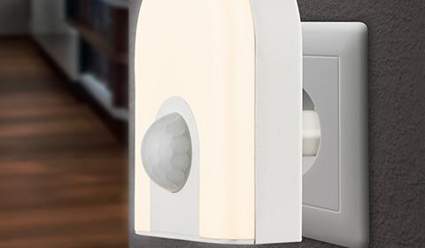 Stylisches Nachtlicht für die Steckdose von mömax
