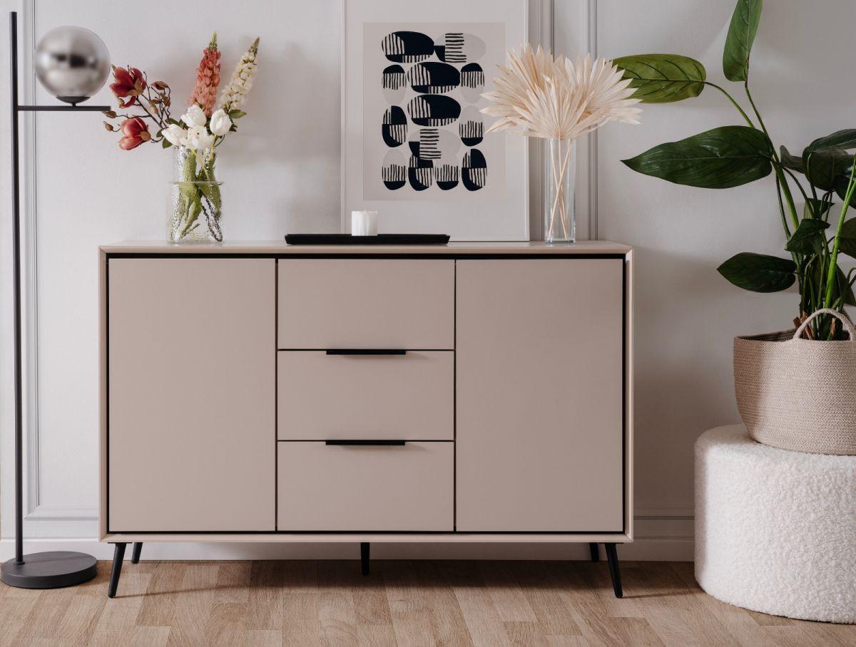 SIDEBOARD sand, schwarz 135 cm, Kommode mit Soft-Close-Funktion - Sandfarben/Schwarz, Holzwerkstoff/Kunststoff (135/90/38cm) - Furn.Design