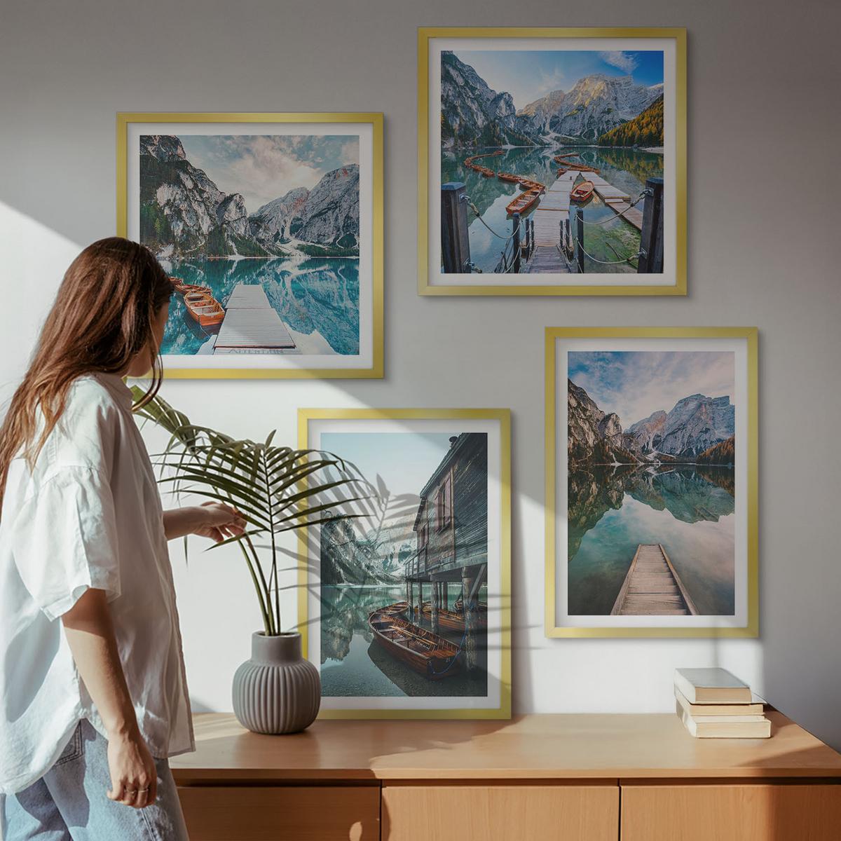 BILDER SET 4er Set - 50x50 cm & 40x60 cm Goldrahmen - See Berge Holzboote - Goldfarben, Kunststoff (50/50cm) - TULUP