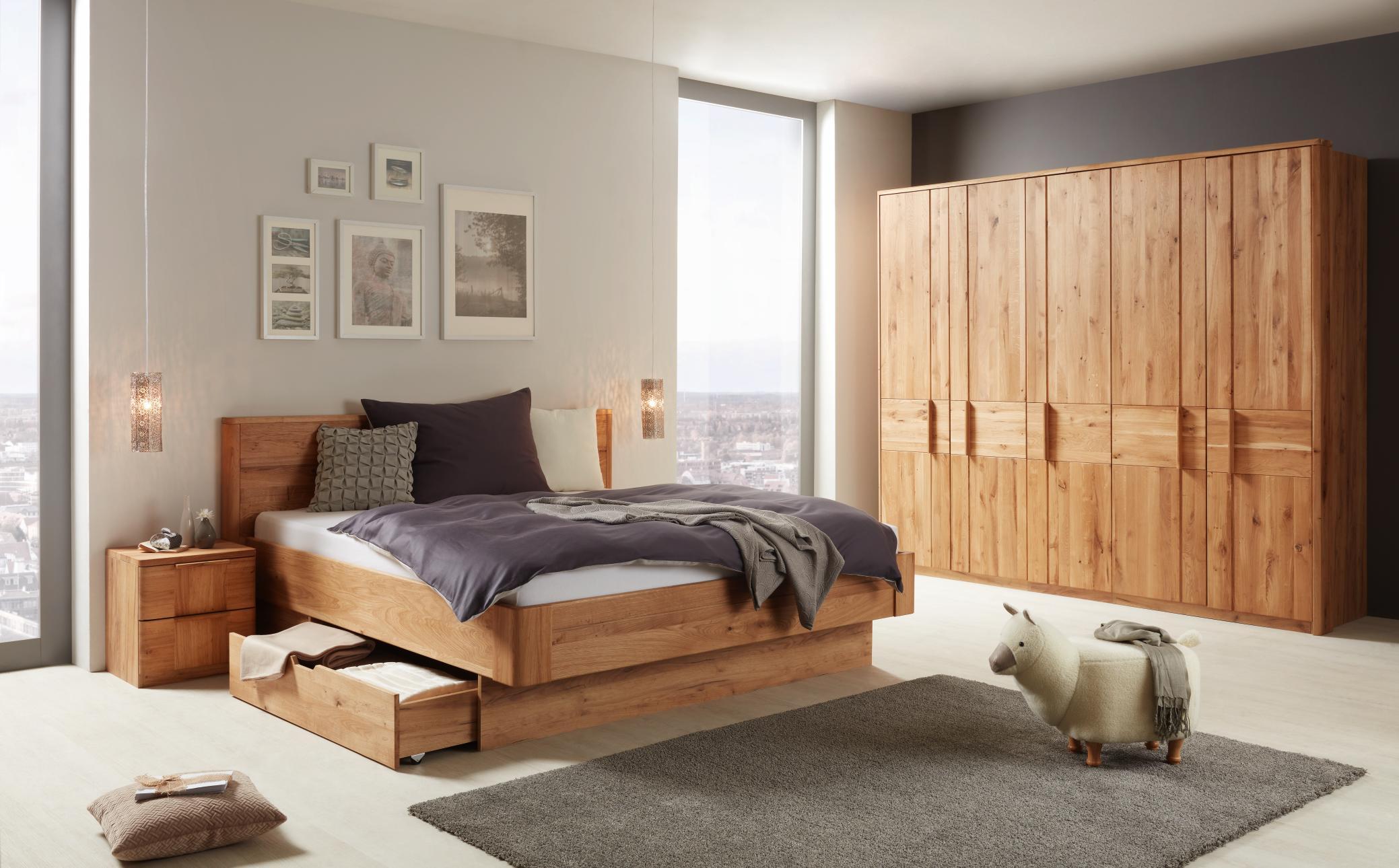 Mehr Stil im Schlafzimmer gelingt Ihnen mit den mömax Serien mömax