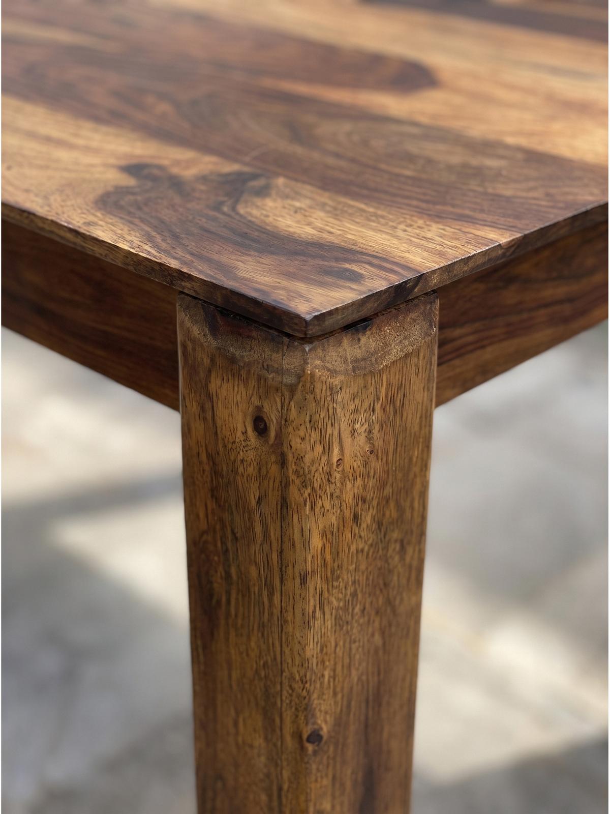 ESSTISCH CHARENTE, Dunkles Massivholz, 80 x 80 x 75 cm - Braun, Holz (80/80/75cm) - KADIMA DESIGN