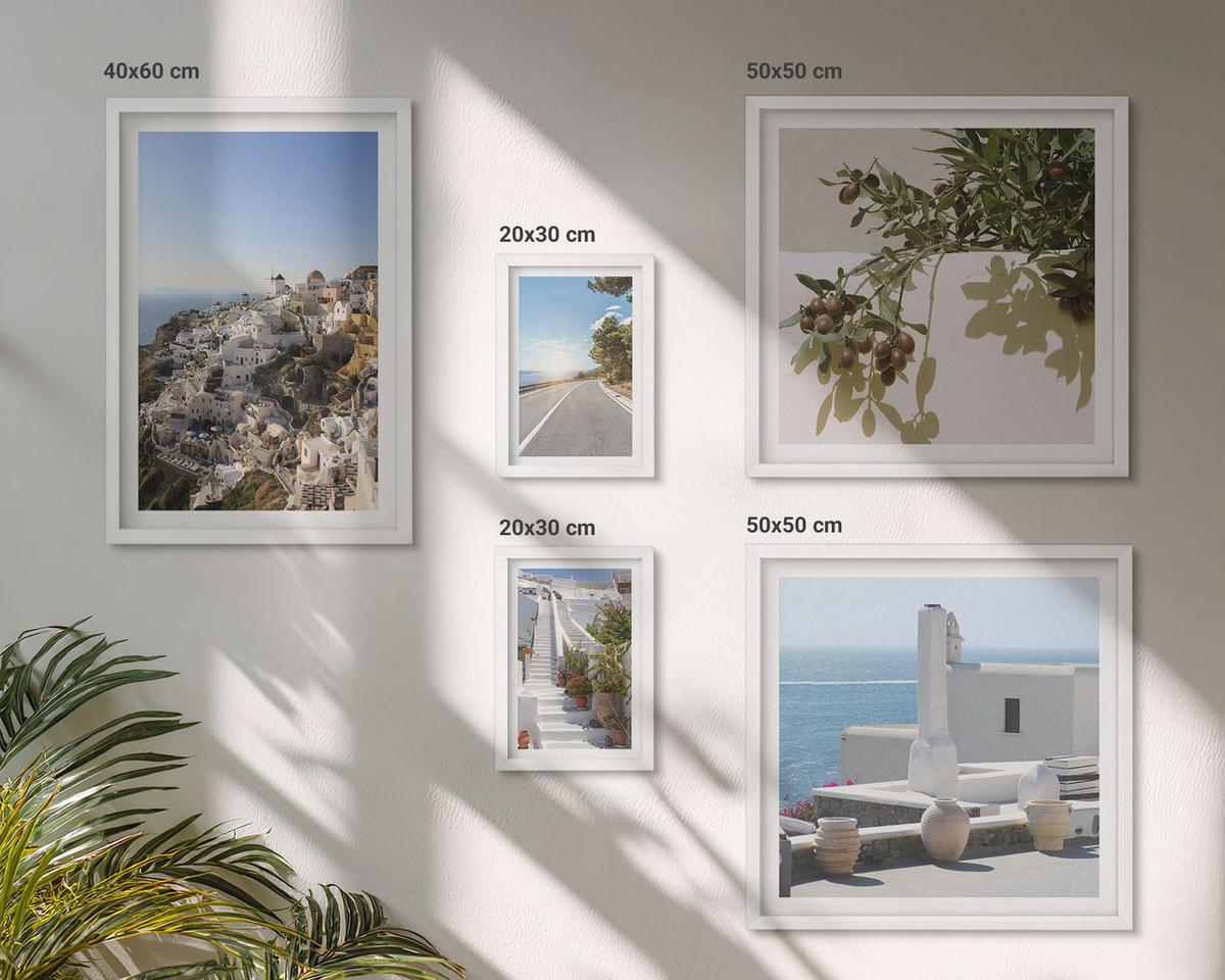 BILDER SET 5er Set - 50x50 cm & 20x30 cm & 40x60 cm Weißer Rahmen - Weiße Treppe mit Blick auf Santorini - Weiß, Kunststoff (40/60cm) - TULUP