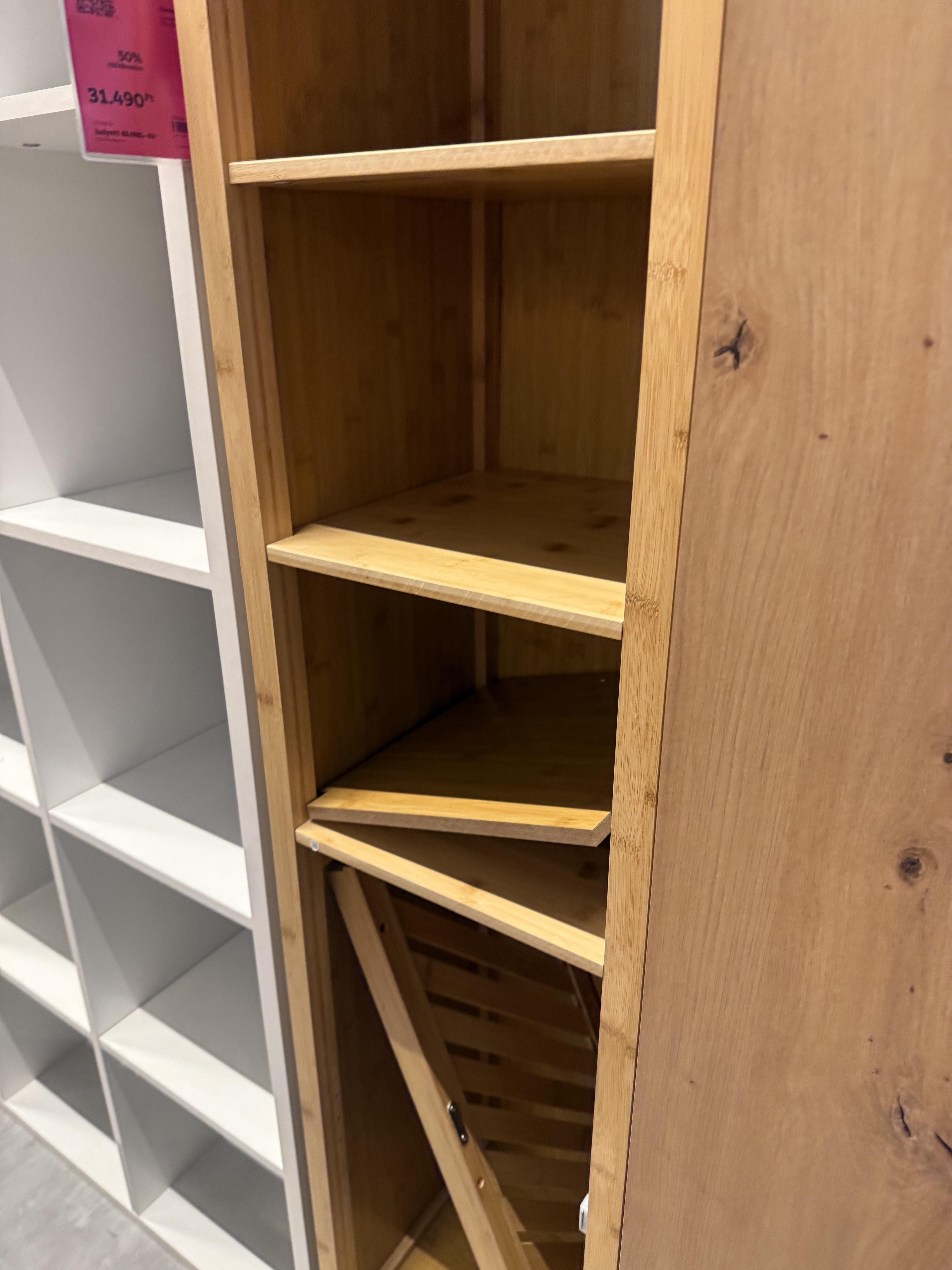 CSEPEL OUTLET MAGASSZEKRÉNY BONNY