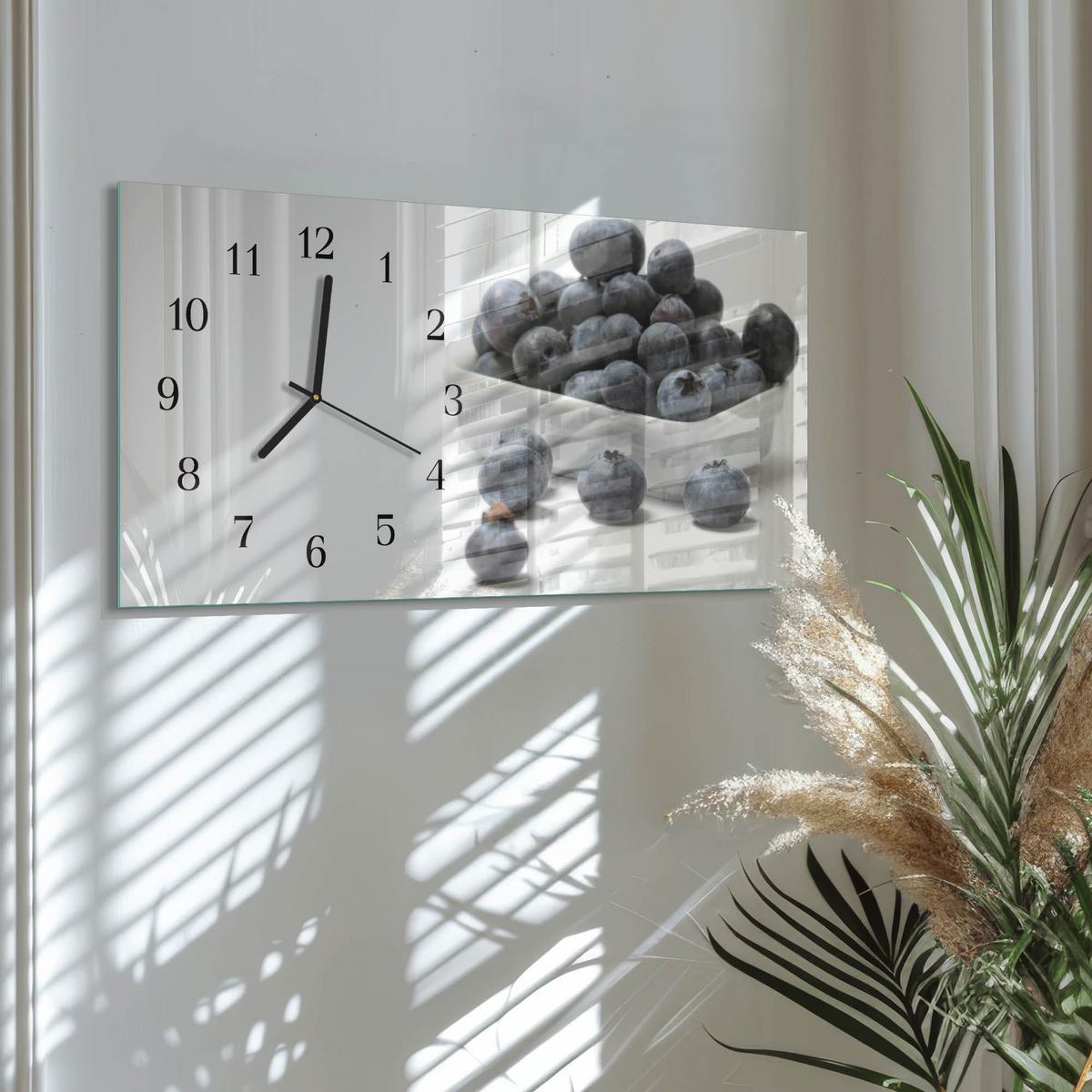 WANDUHR aus Glas 60x30 cm - Beeren - Weiß, Glas (60/30/0.4cm) - TULUP