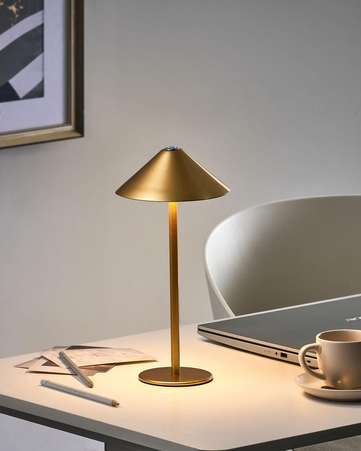 KABELLOSE LED Tischlampe mit Dimmer Metall Gold Modjo - Goldfarben, Metall (16/16/30cm) - Beliani