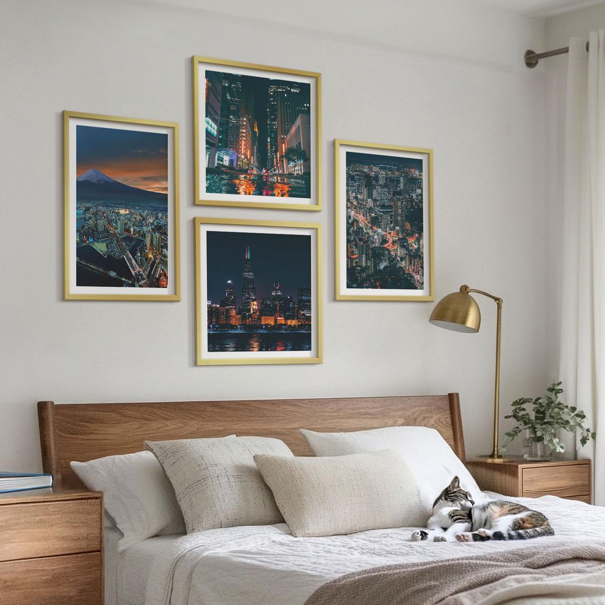 BILDER SET 4er Set - 50x50 cm & 40x60 cm Goldrahmen - Bergpanorama der Stadt bei Nacht - Goldfarben, Kunststoff (50/50cm) - TULUP