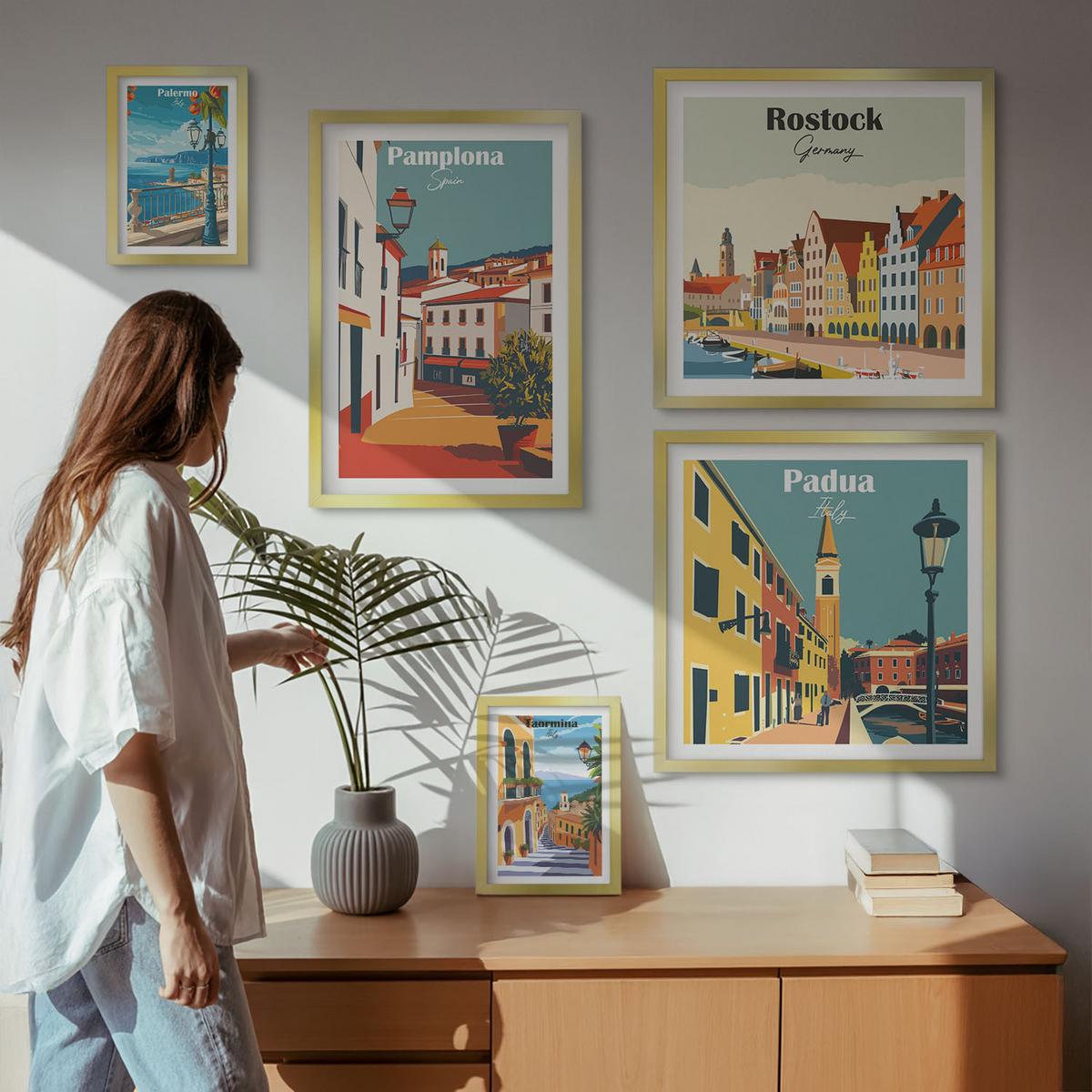 BILDER SET 5er Set - 50x50 cm & 20x30 cm & 40x60 cm Goldrahmen - Architektur der Küstenstädte - Goldfarben, Kunststoff (40/60cm) - TULUP