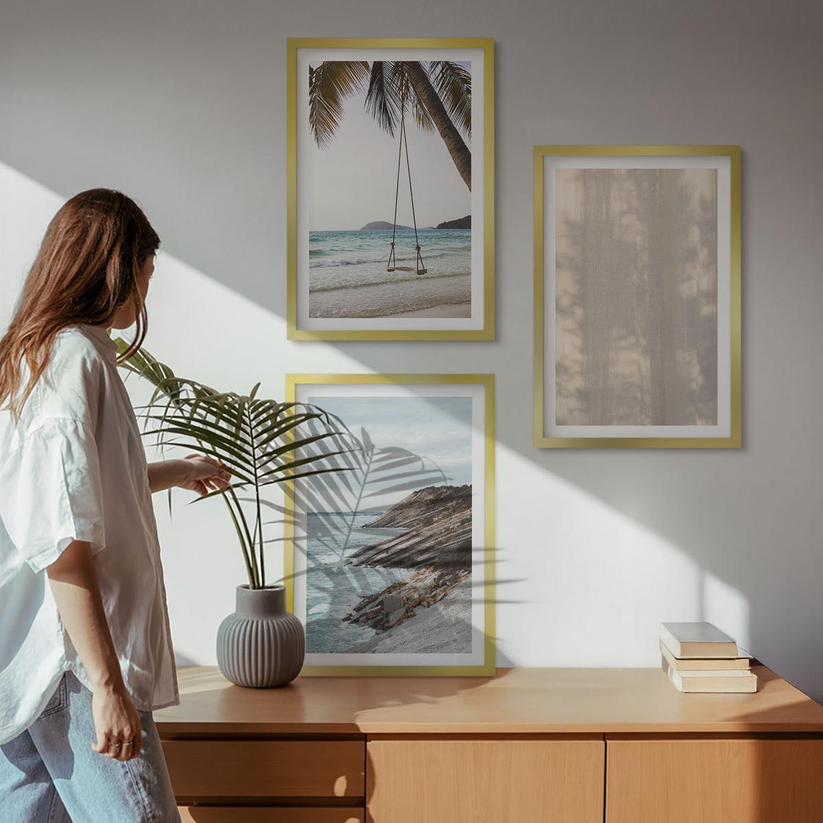 BILDER SET 3er Set - 40x60 cm Goldrahmen - Sommerlicher Sandstrand mit Meerblick - Goldfarben, Kunststoff (40/60cm) - TULUP