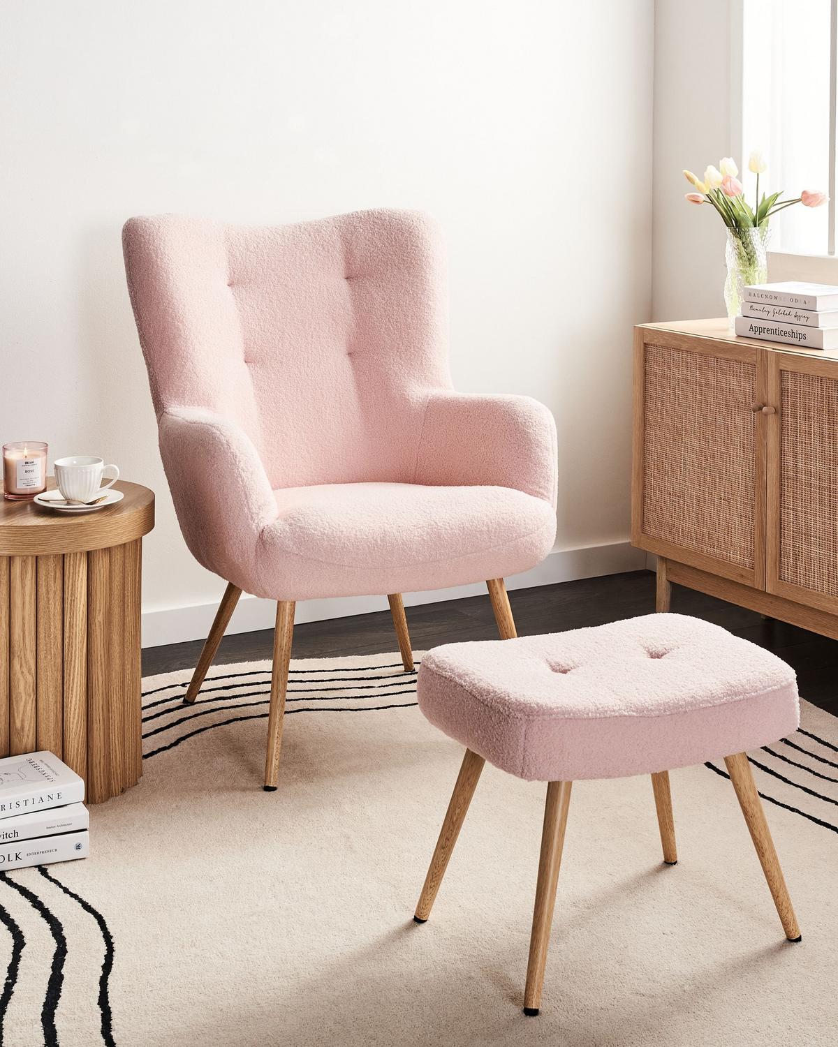 OHRENSESSEL mit Fußstütze Bouclé Pastellrosa Vejle - Pink, Textil (67/95/70cm) - Beliani