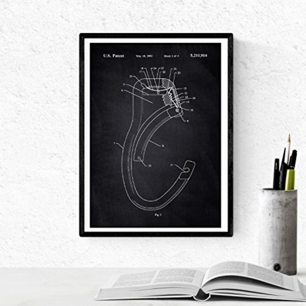 POSTER Set mit 4 Schwarz KLETTERN Patenten A4 Schwarzer Rahmen - Schwarz, Papier (29.7/3cm) - Nacnic