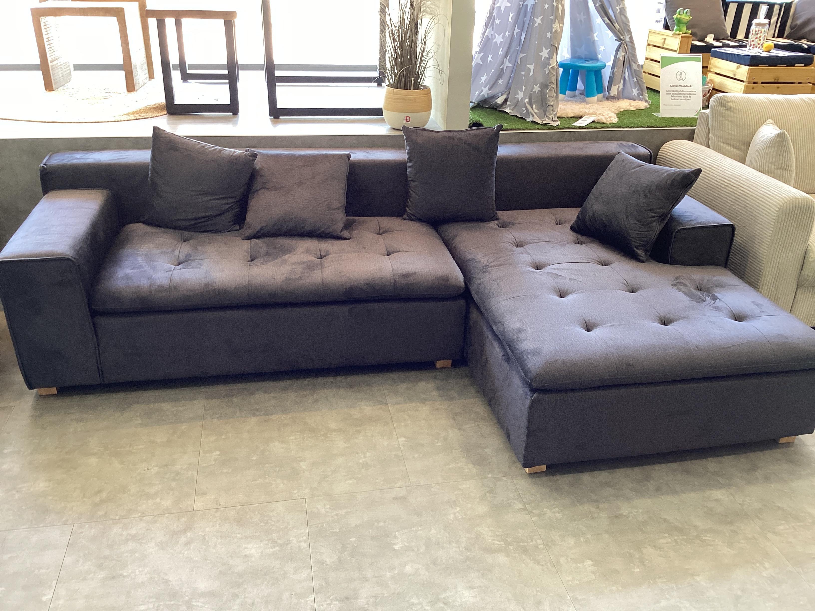 CSEPEL OUTLET SAROKKANAPÉ AVA