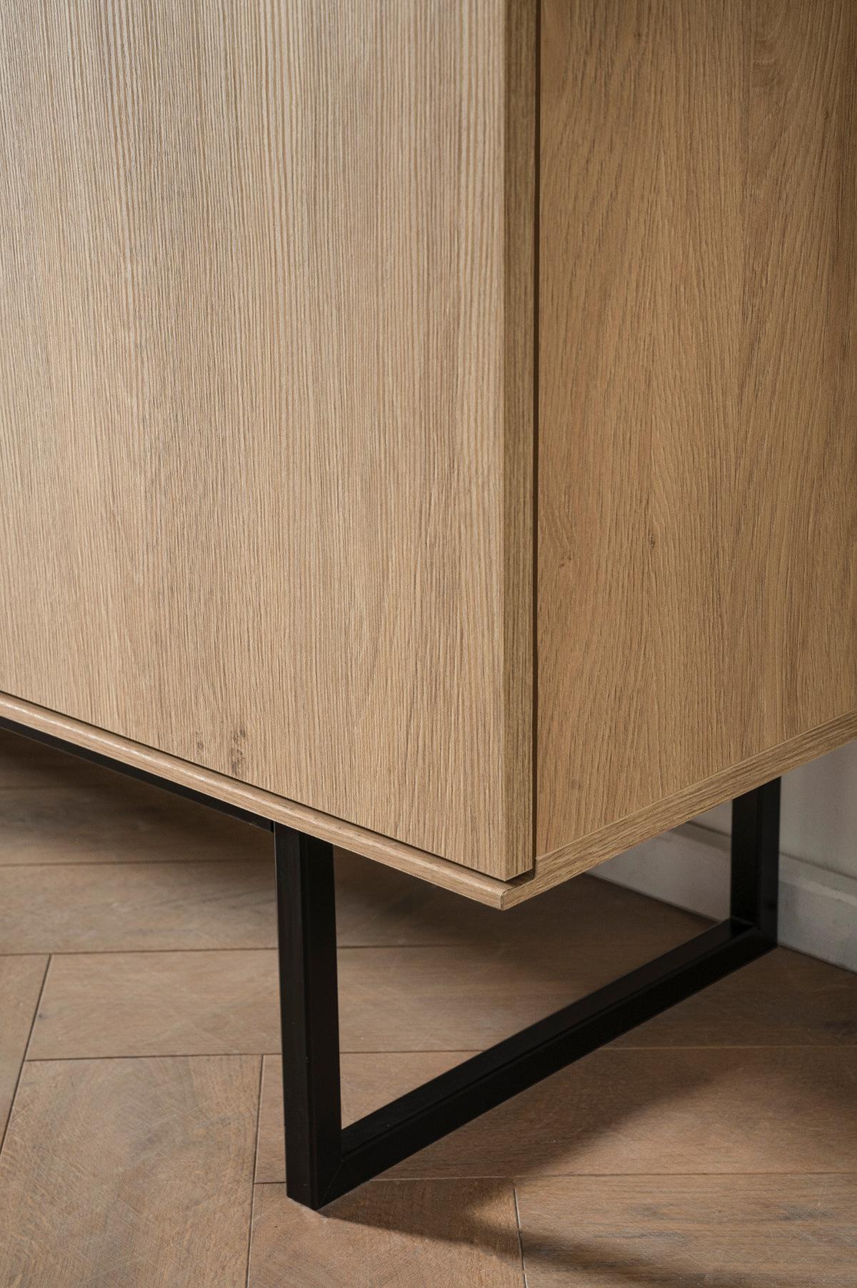 WOHNWAND Stone Eiche, Wohnzimmer Set mit TV Lowboard 200 cm und Vitrinenschrank, Push-Open-Funktion - Eichefarben/Schwarz, Holzwerkstoff/Metall (270/200/40cm) - Furn.Design