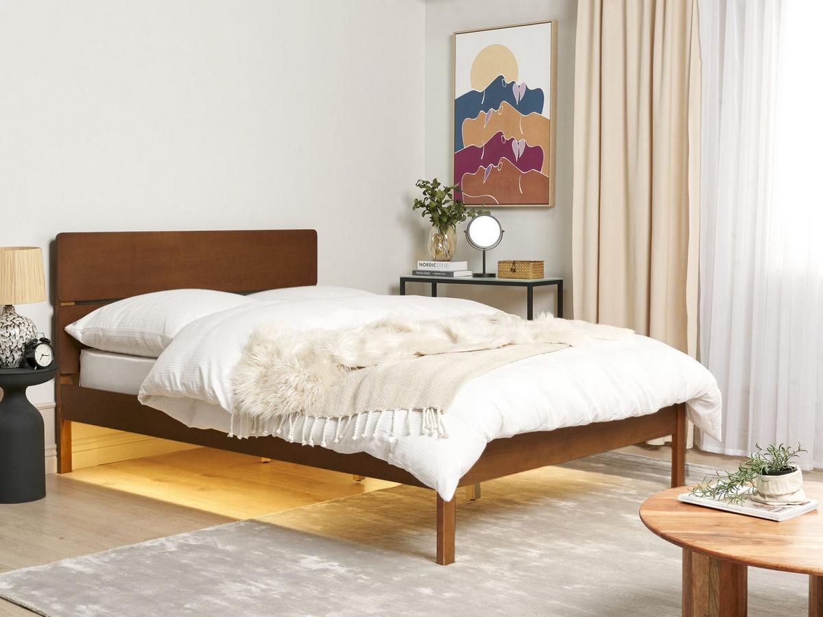 BETT mit LED 140/200 cm Gummibaumholz Braun Boisset - Braun, Holz (140/200cm) - Beliani