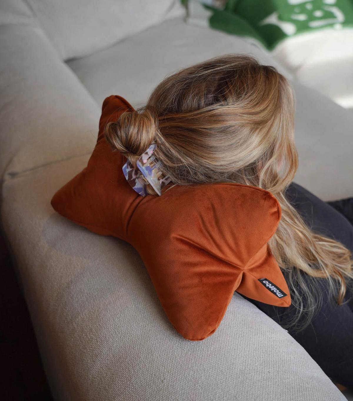 NACKENKISSEN Leseknochen Nook - Orange, Textil (42/22cm) - Mokebo