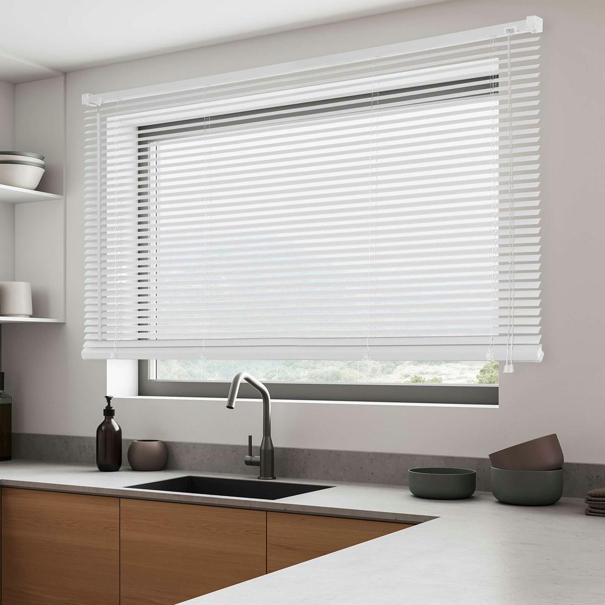 JALOUSIEN vinyl venetianische mit weißer Zugschnur 105x160 - Weiß, Kunststoff (105cm) - STORESDECO
