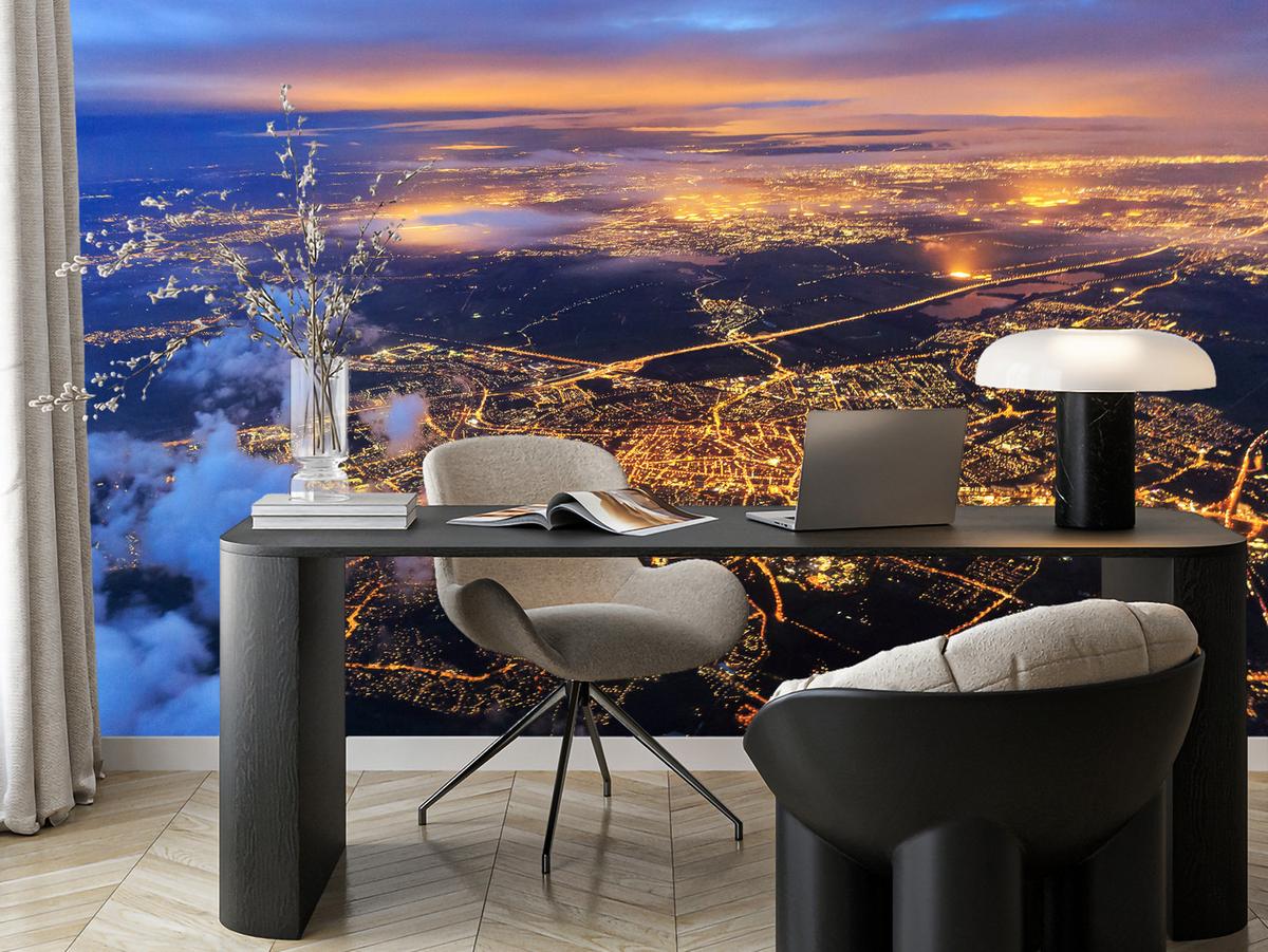 FOTOTAPETE für Wohnzimmer Vogelperspektive Beleuchtete Stadt Skyline 450x315 - Gelb/Orange, Papier (450/315cm) - Muralo