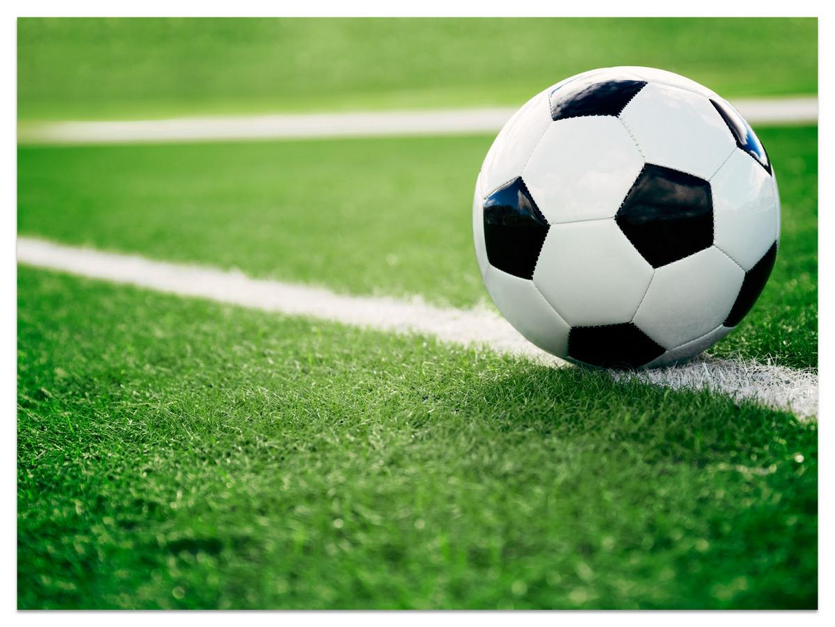 FOTOTAPETE für Jugendzimmer Fußball Grüne Rasen Stadion Sport 150x105 - Schwarz/Weiß, Papier (150/105cm) - Muralo
