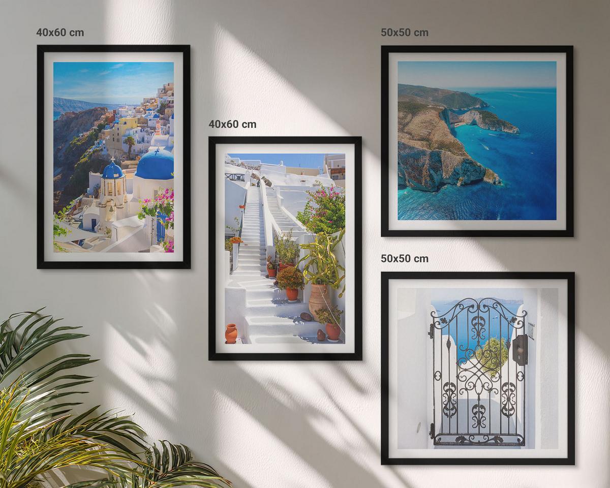 BILDER SET 4er Set - 50x50 cm & 40x60 cm Schwarzer Rahmen - Griechische Architektur auf Santorin, Oia - Schwarz, Kunststoff (50/50cm) - TULUP