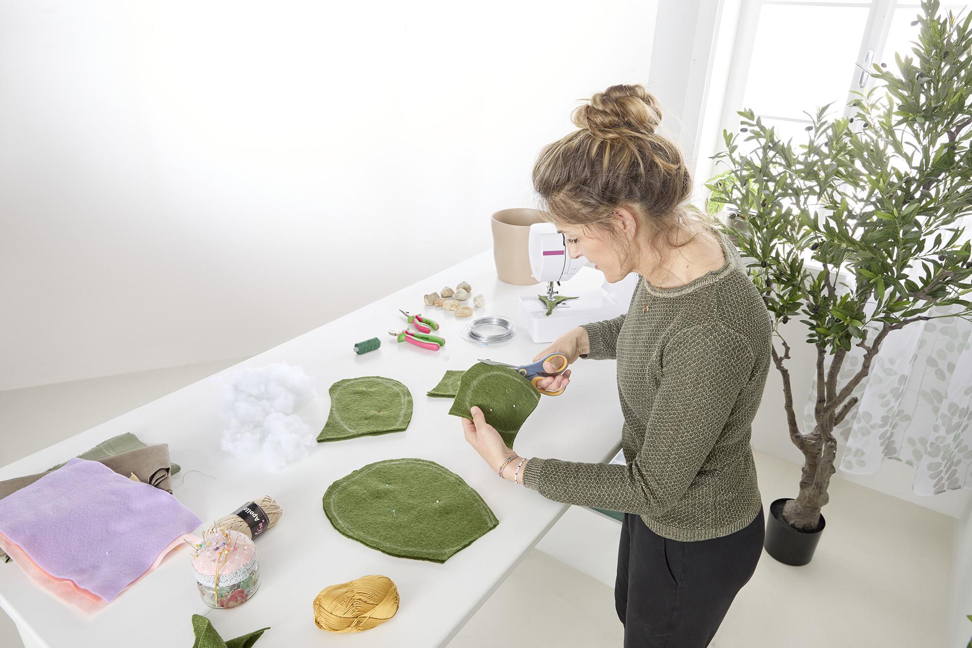 DIY kaktusz készítése, kartonból készíthetünk kaktusz sablont