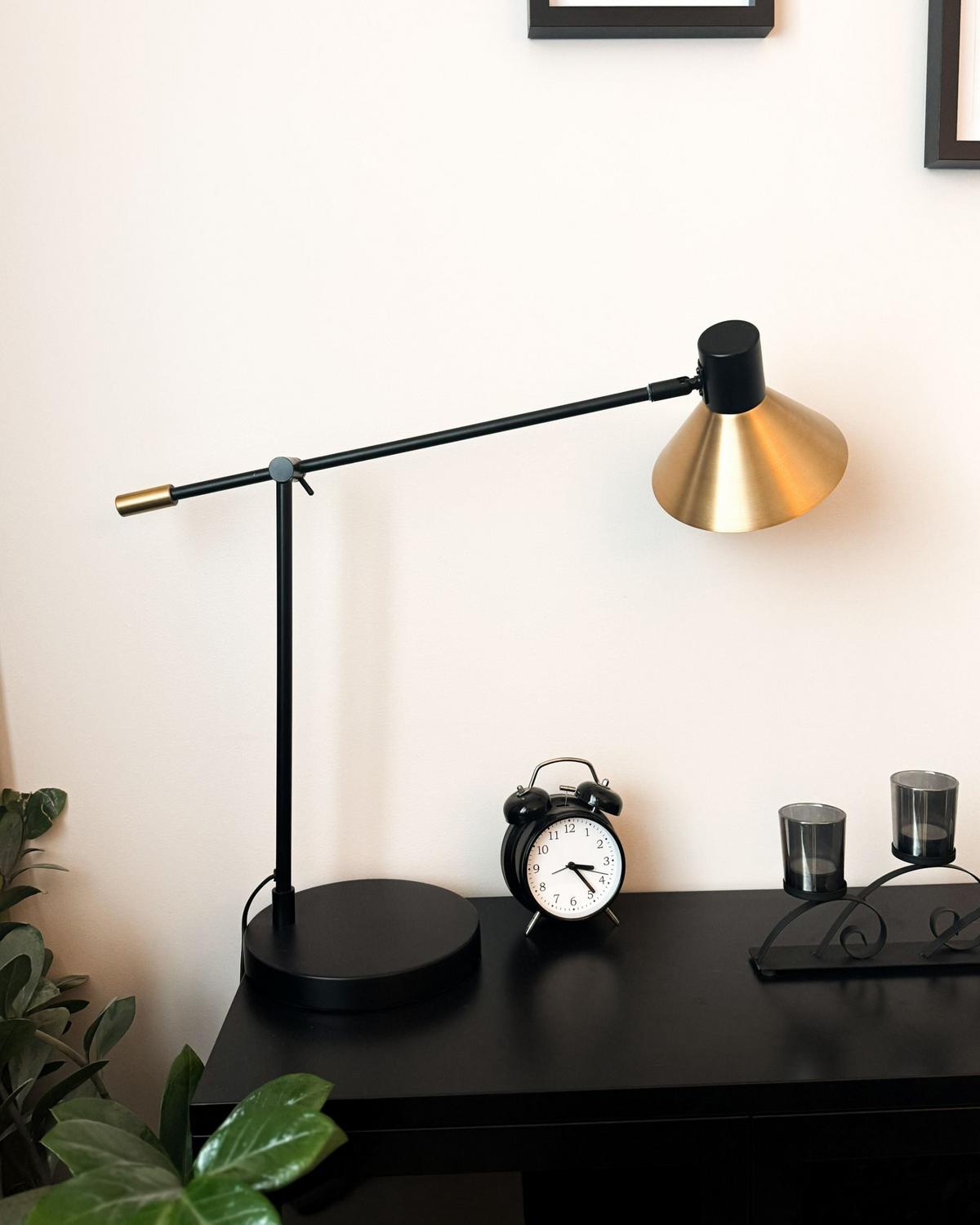 SCHREIBTISCHLAMPE Gold/Schwarz Pinkeen - Goldfarben/Schwarz, Metall (62/21/63cm) - Beliani