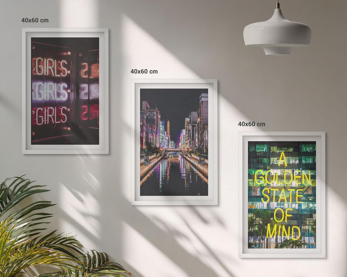 BILDER SET 3er Set - 40x60 cm Weißer Rahmen - Neonlichter am Fluss bei Nacht - Weiß, Kunststoff (40/60cm) - TULUP