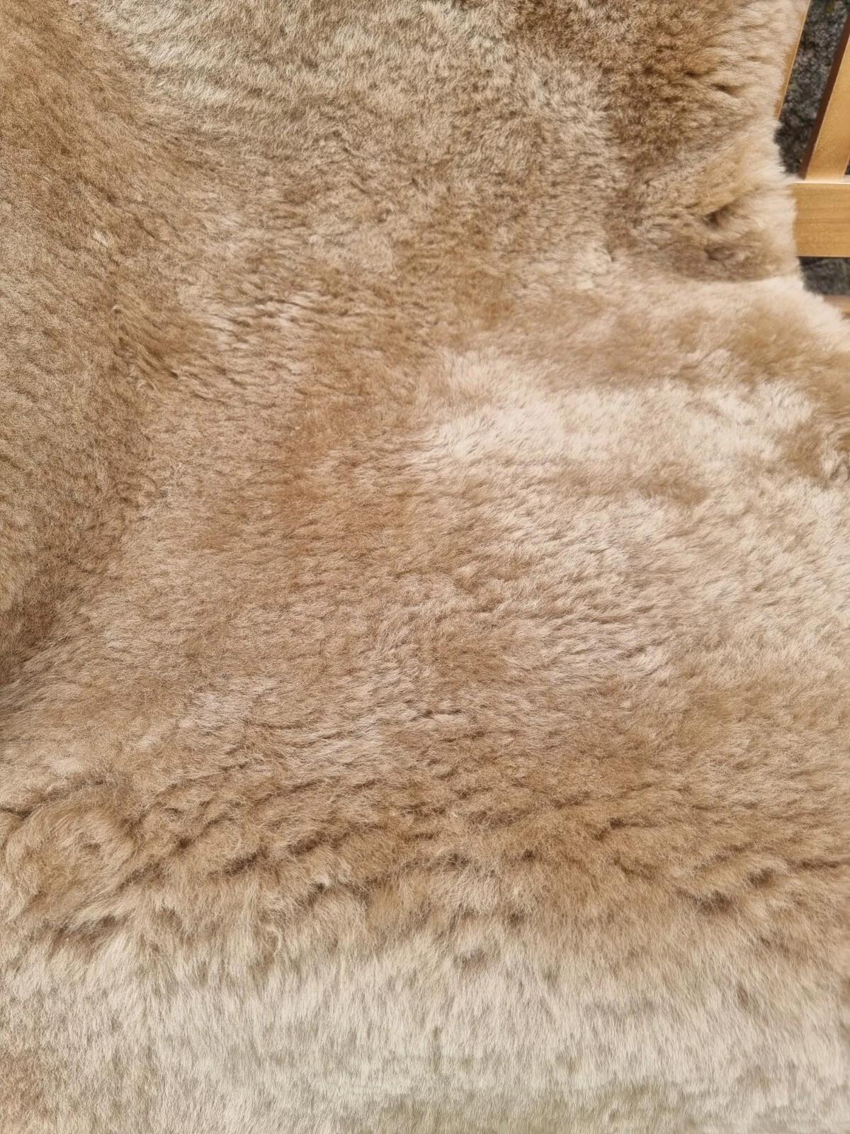 SCHAFFELL Premium Merino Lammfell Natur Beige geschoren ca. 105 cm - Beige, Fell (55/105cm) - Provellus