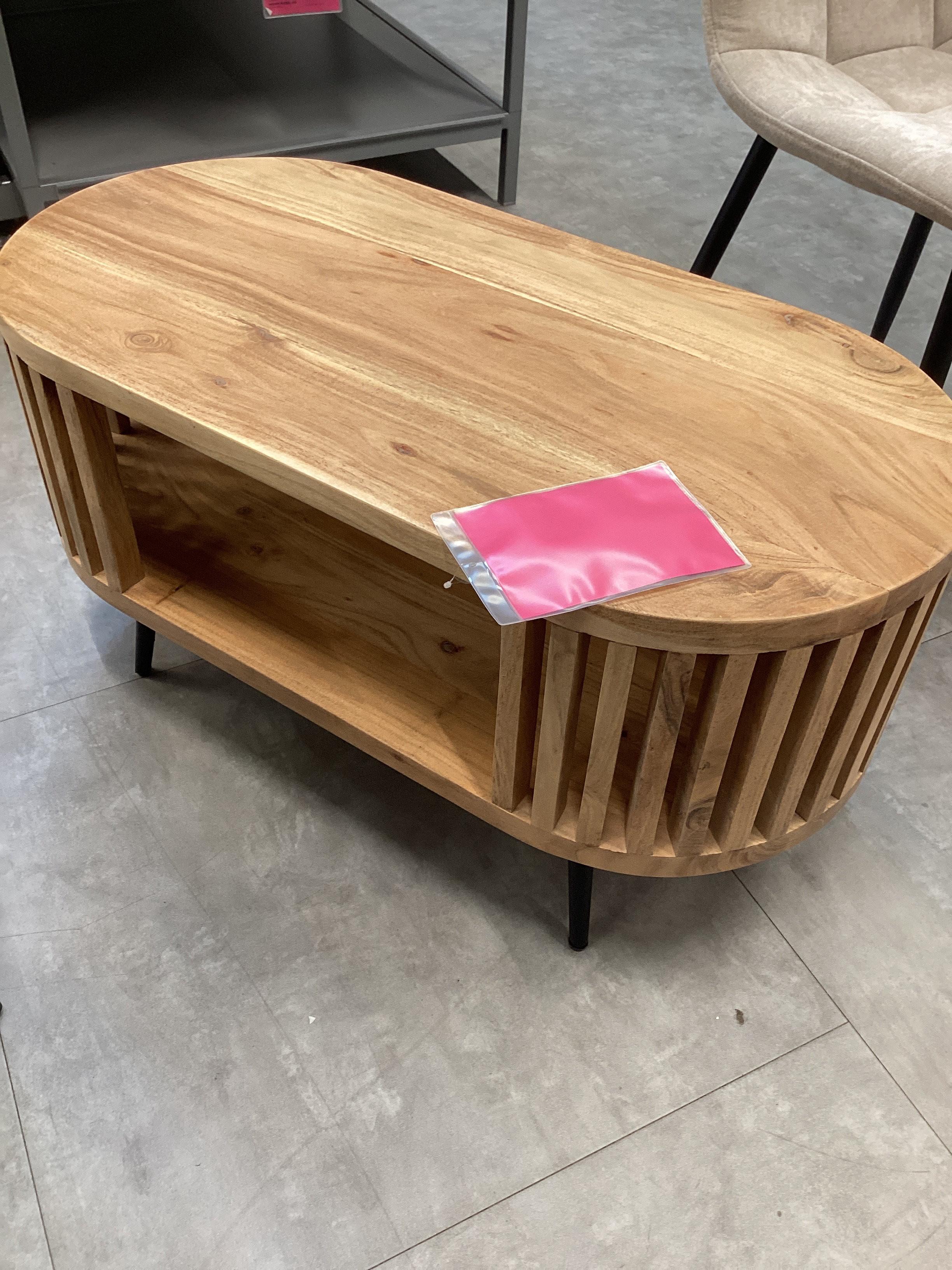 CSEPEL OUTLET DOHÁNYZÓASZTAL MADDI