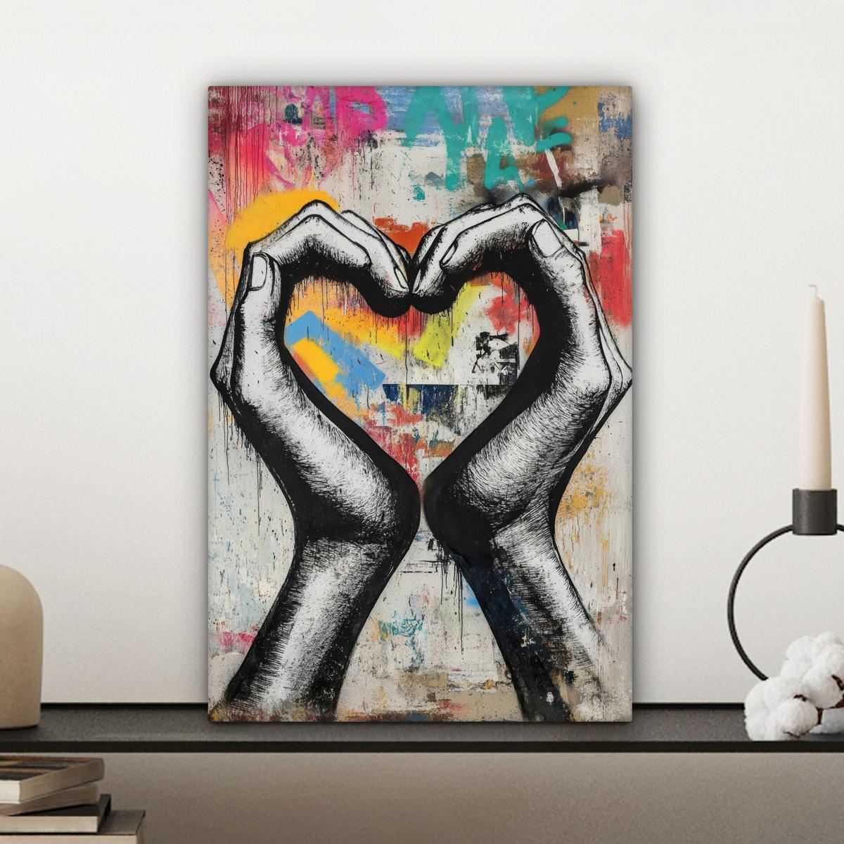 LEINWANDBILD Hände - Herz - Straßenkunst - Graffiti Deko Wohnzimmer 20x30 cm - Multicolor, Textil (20/30cm) - MuchoWow
