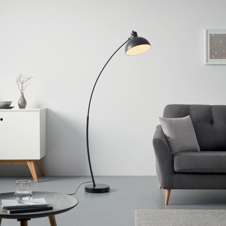 Jak zaaranzowa? o?wietlenie-lampa stoj?ca