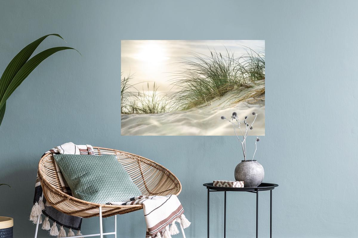 WANDTATTOO Dünen mit Strandhafer in der Sonne des Nationalparks Schleswig-Holsteinisches Wattenmeer Deko Wohnzimmer 60x40 cm - Creme, Kunststoff (60/40/0.1cm) - MuchoWow