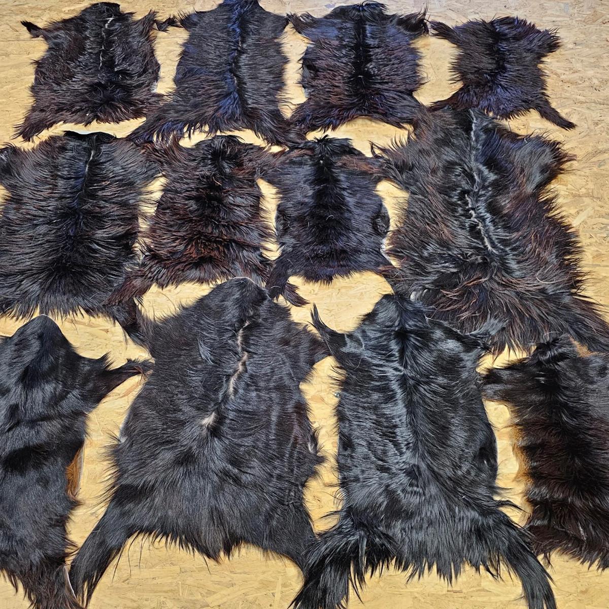 FELL Ziegenfell Eher Dunkel Naturfarben Teppich ca. 90 cm 2.Wahl - Dunkelbraun/Schwarz, Fell (50/90cm) - Provellus