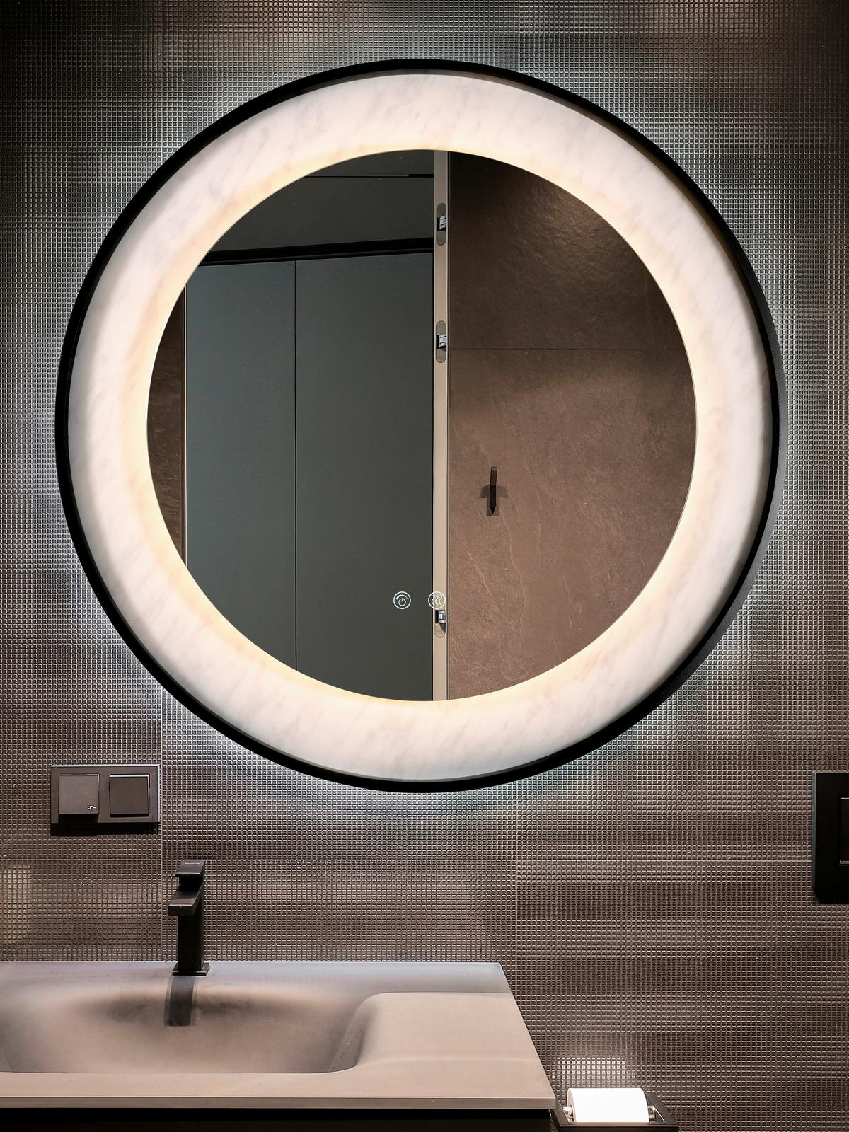 Fürdőszobai Falilámpa 96060bk Luxo - fekete, Design, üveg/fém (80/80cm) - Searchlight