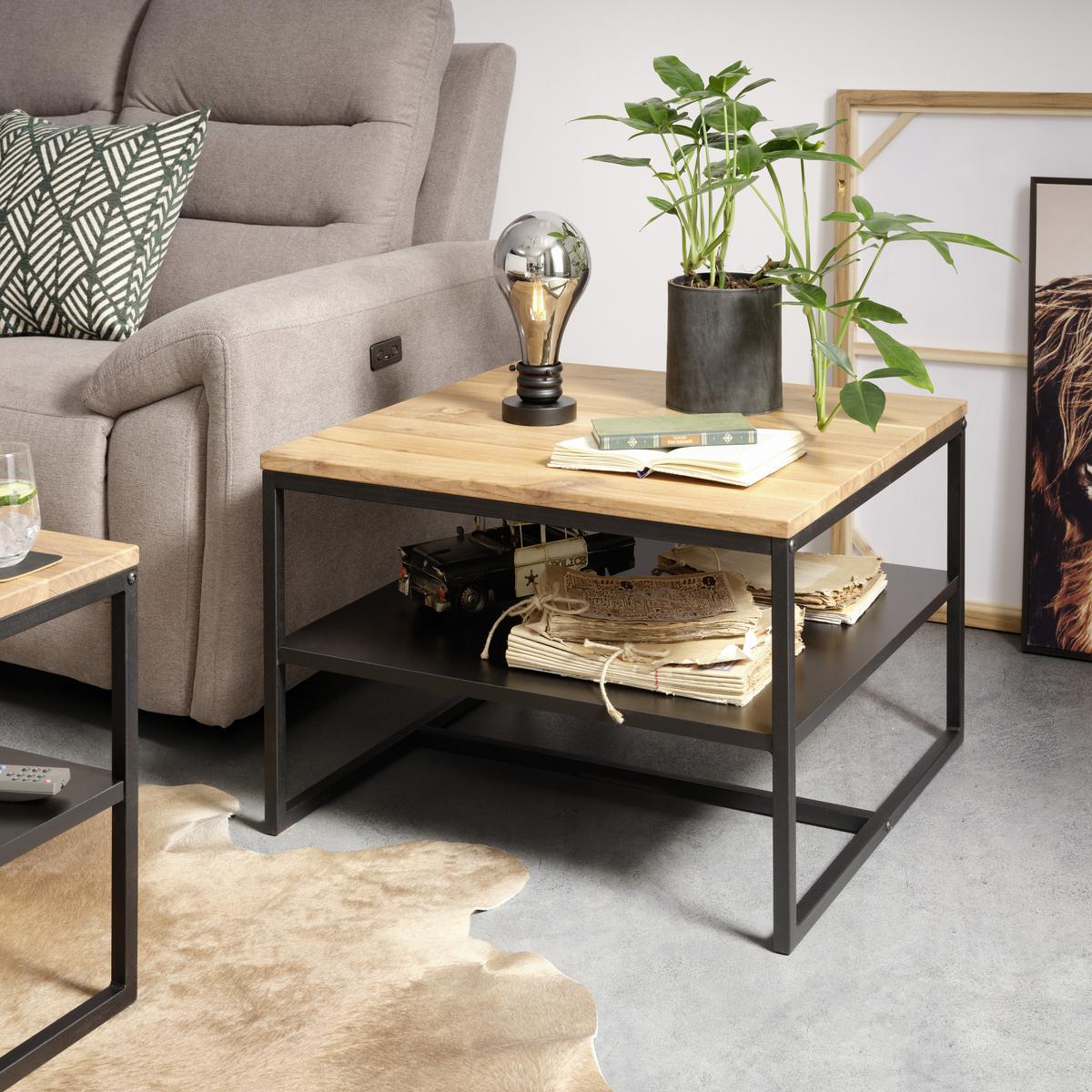 Couchtisch aus Wildeiche massiv - Eichefarben/Schwarz, Lifestyle, Holz/Holzwerkstoff (70/70/45cm) - Mömax