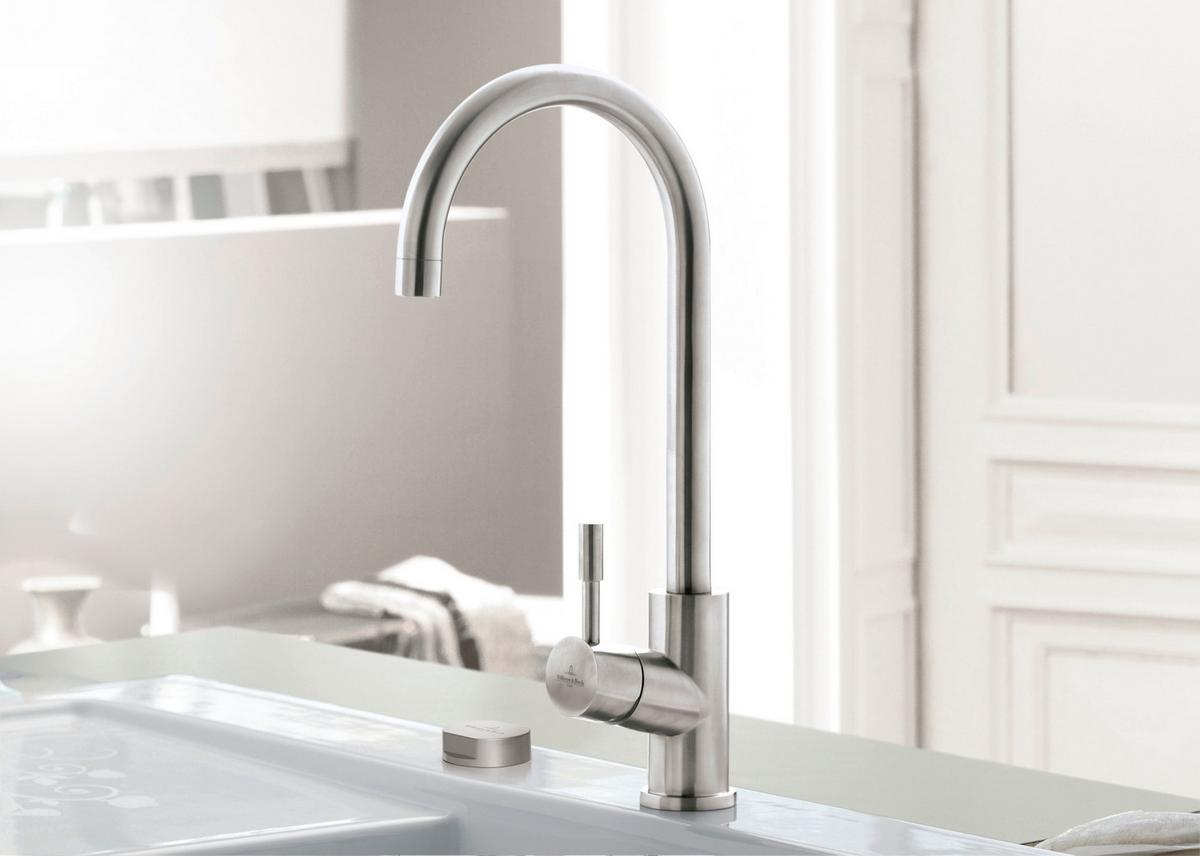 ARMATURA KUCHENNA 925300LC VILLEROY&BOCH - kolor stalowy, Basics, metal (4,5/40,5/21,5cm) - Villeroy & Boch