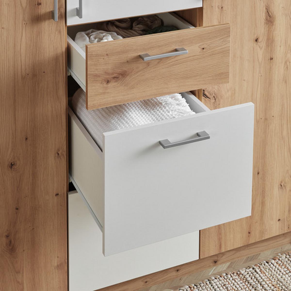 armoire à portes battantes in Weiss/Eichefarben - couleur de chêne/blanc, Konventionell, matière synthétique/matériau de bois (134,4/196,6/53,2cm) - Mömax