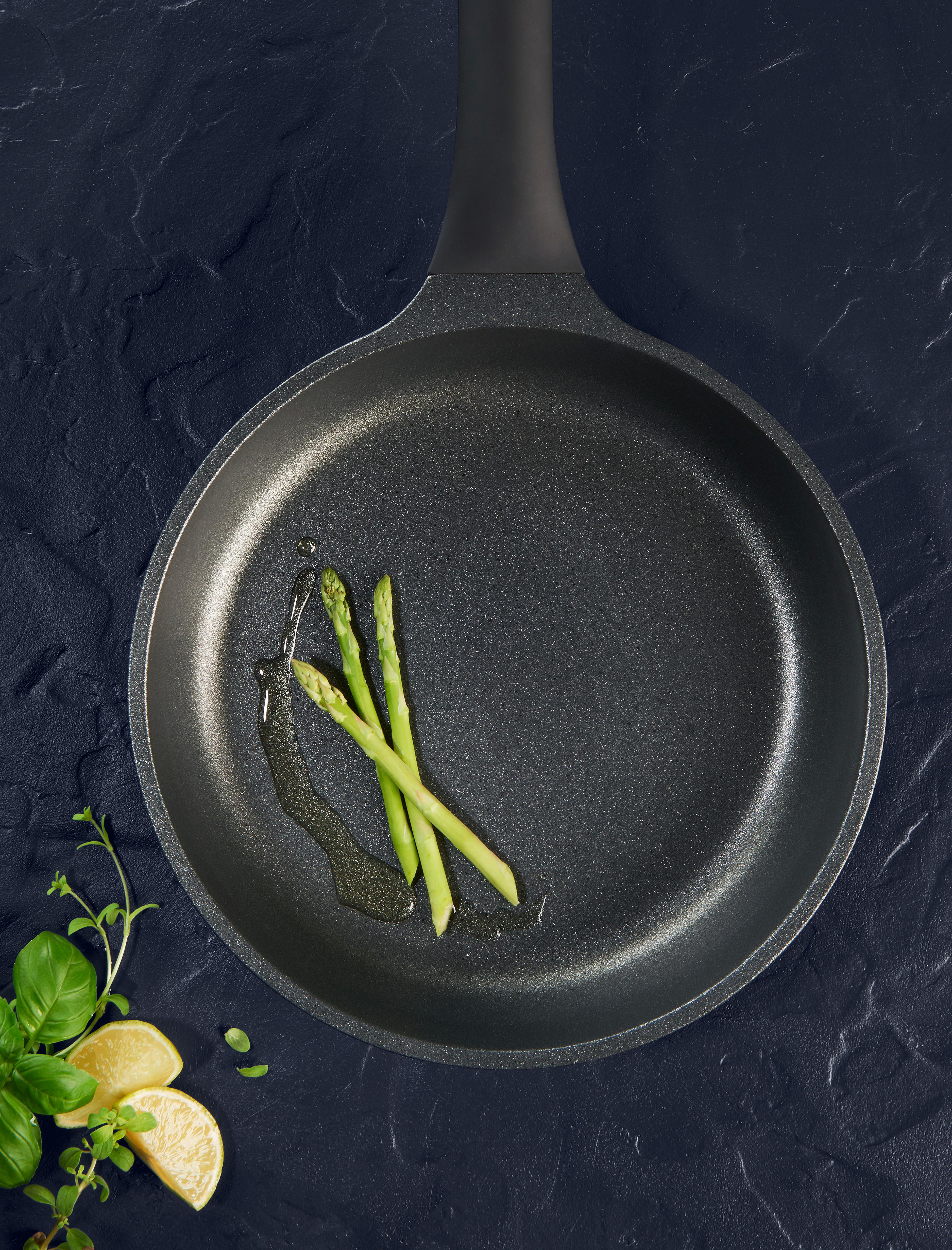 Bratpfanne Black Line in Schwarz Ø 24cm - Schwarz, KONVENTIONELL, Kunststoff/Metall (24/5cm) - Gourmesto