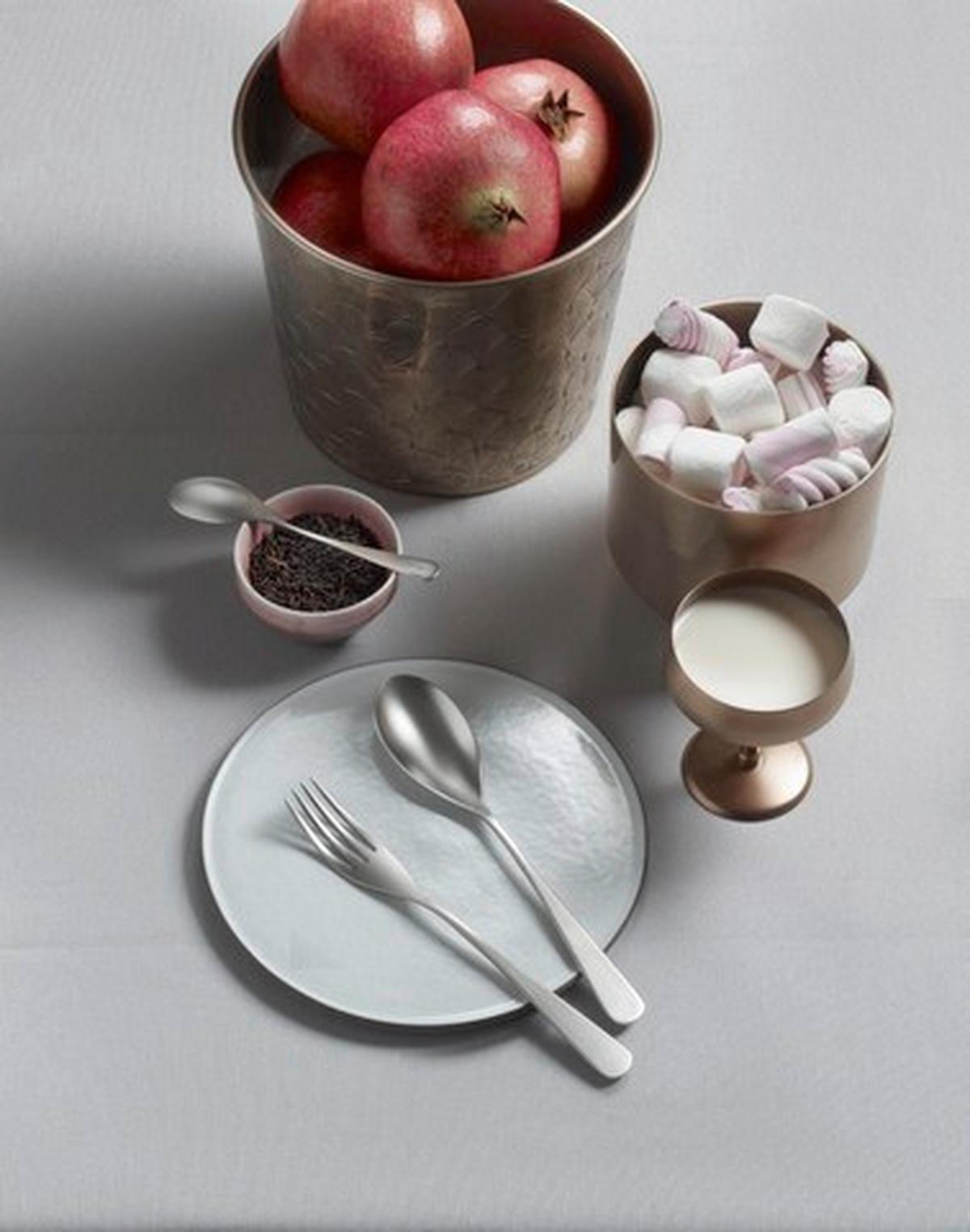 Jedilni Pribor Audrey, 16-Delni - barve nerjavečega jekla, Basics, kovina (25,5/7/5,3cm) - Pintinox