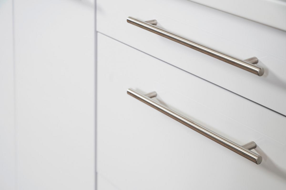 Küchenzeile Weiß Hochglanz mit Geräte B: ca. 250 cm - Alufarben/Weiß, KONVENTIONELL, Holzwerkstoff (250cm) - Respekta