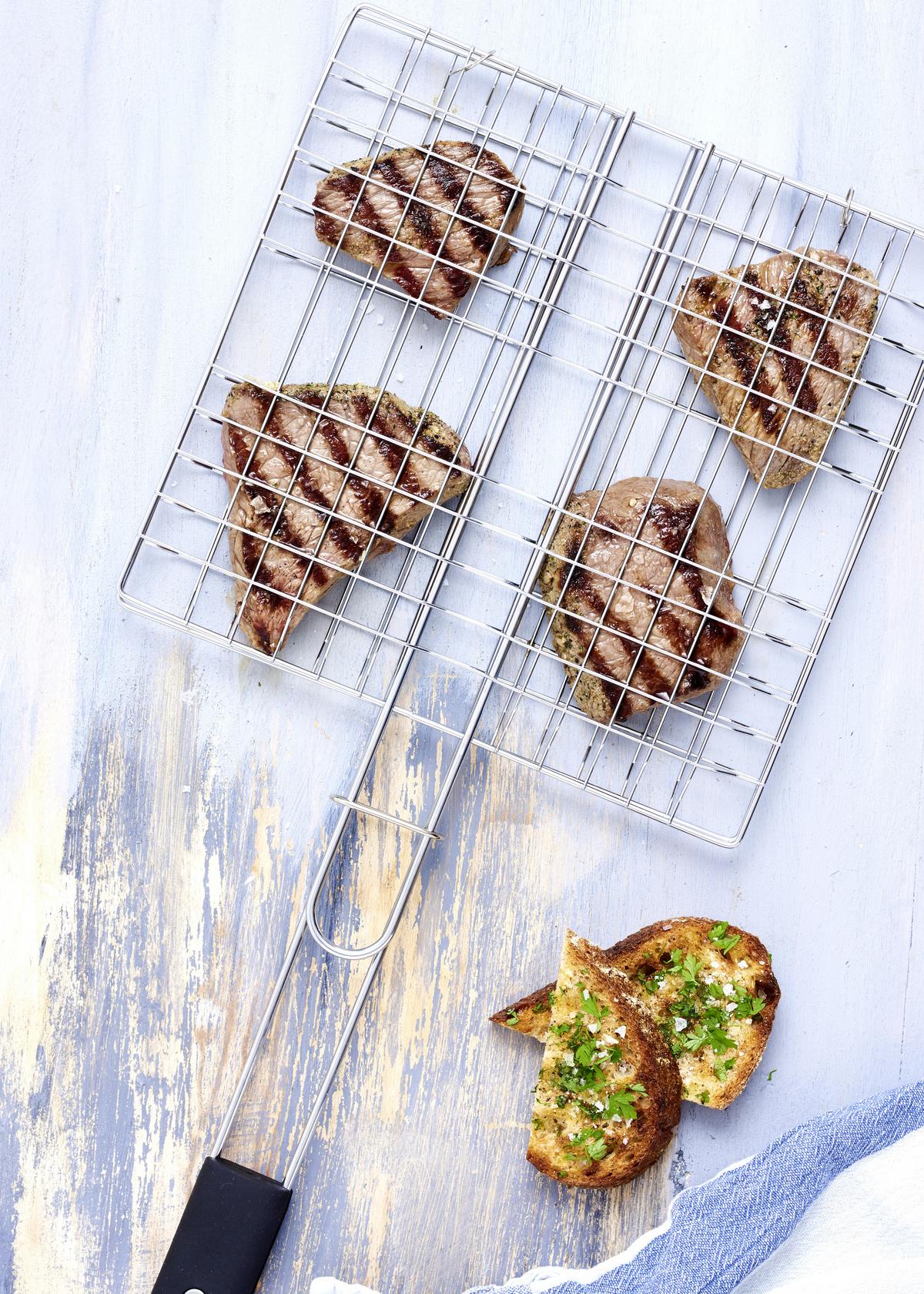 Grillkorb Oil Green - Silberfarben, Metall (25/58,5/2,3cm)