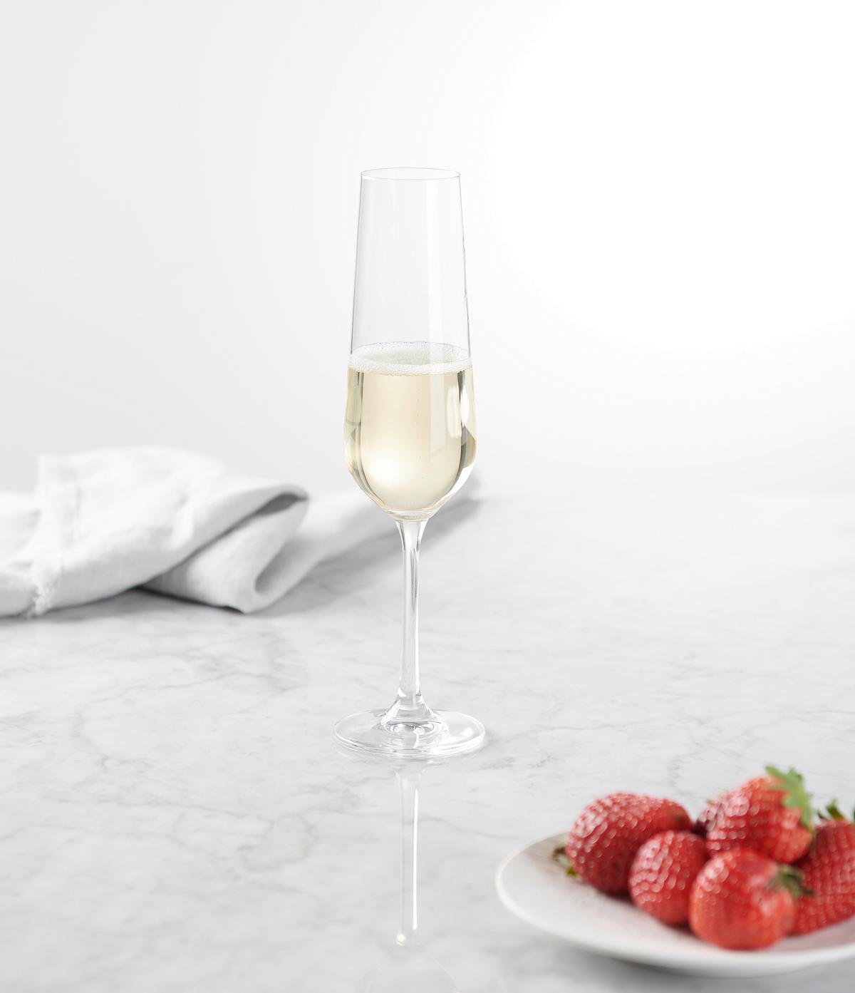 KIELISZEK DO WINA MUSUJĄCEGO 107 055 007 - przezroczysty, Basics, szkło (0,22l) - Novel