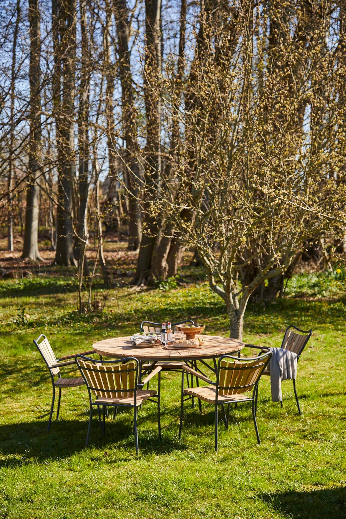 Gartentisch Ellen Anthrazit/Teak - Anthrazit/Teakfarben, Natur, Holz/Metall (130/130/74cm) - Gardenson