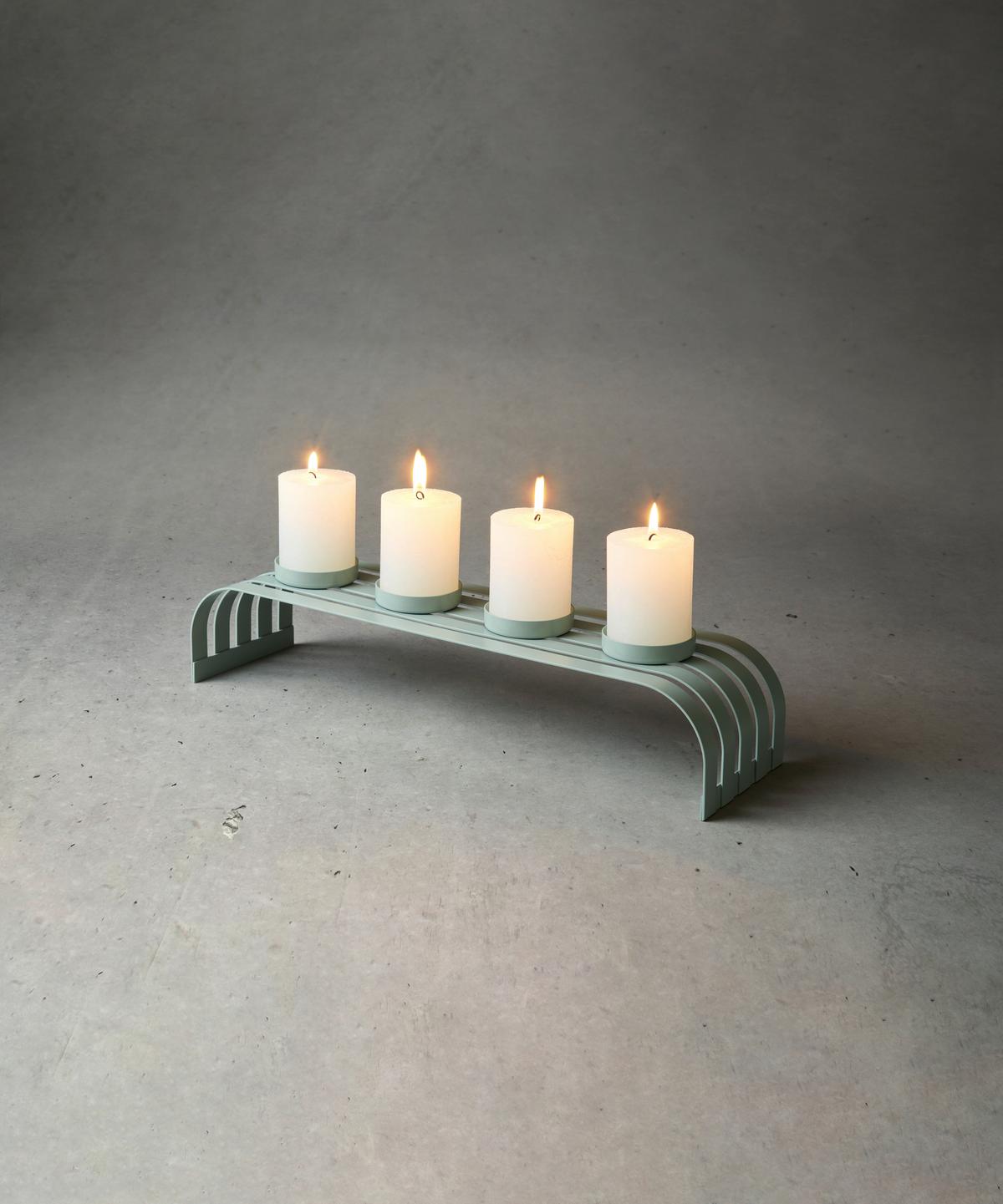 Kerzenhalter Delia in Salbeigrün - Salbeigrün, Metall (55,5/15cm) - Visiona