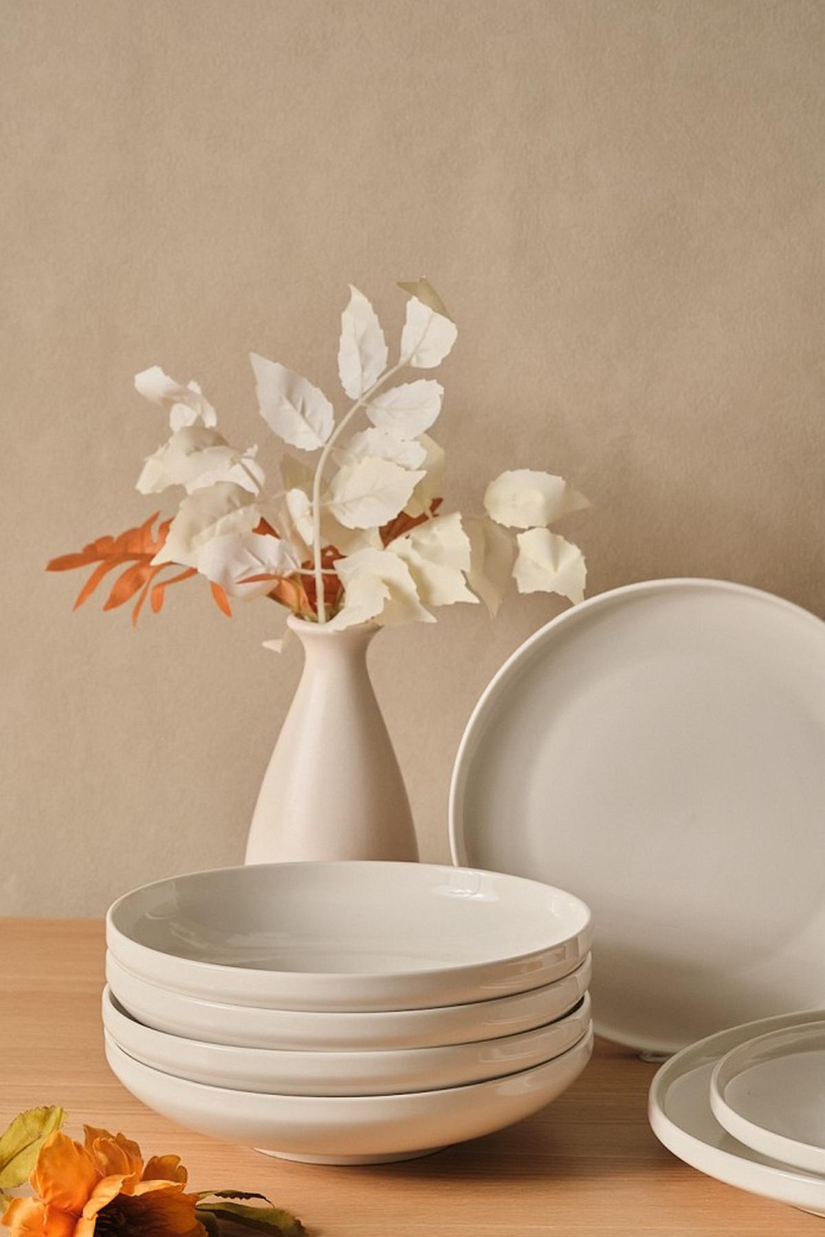 SERWIS OBIADOWO-ŚNIADANIOWY 26245 - biały, Design, ceramika - Novel