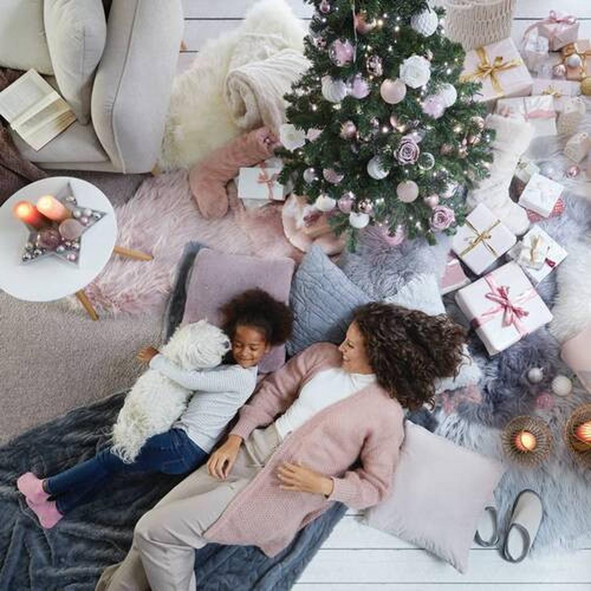 PAPIER DO PAKOWANIA PREZENTÓW MARIE - jasnoróżowy, Romantik / Landhaus, papier (70/150cm) - Modern Living