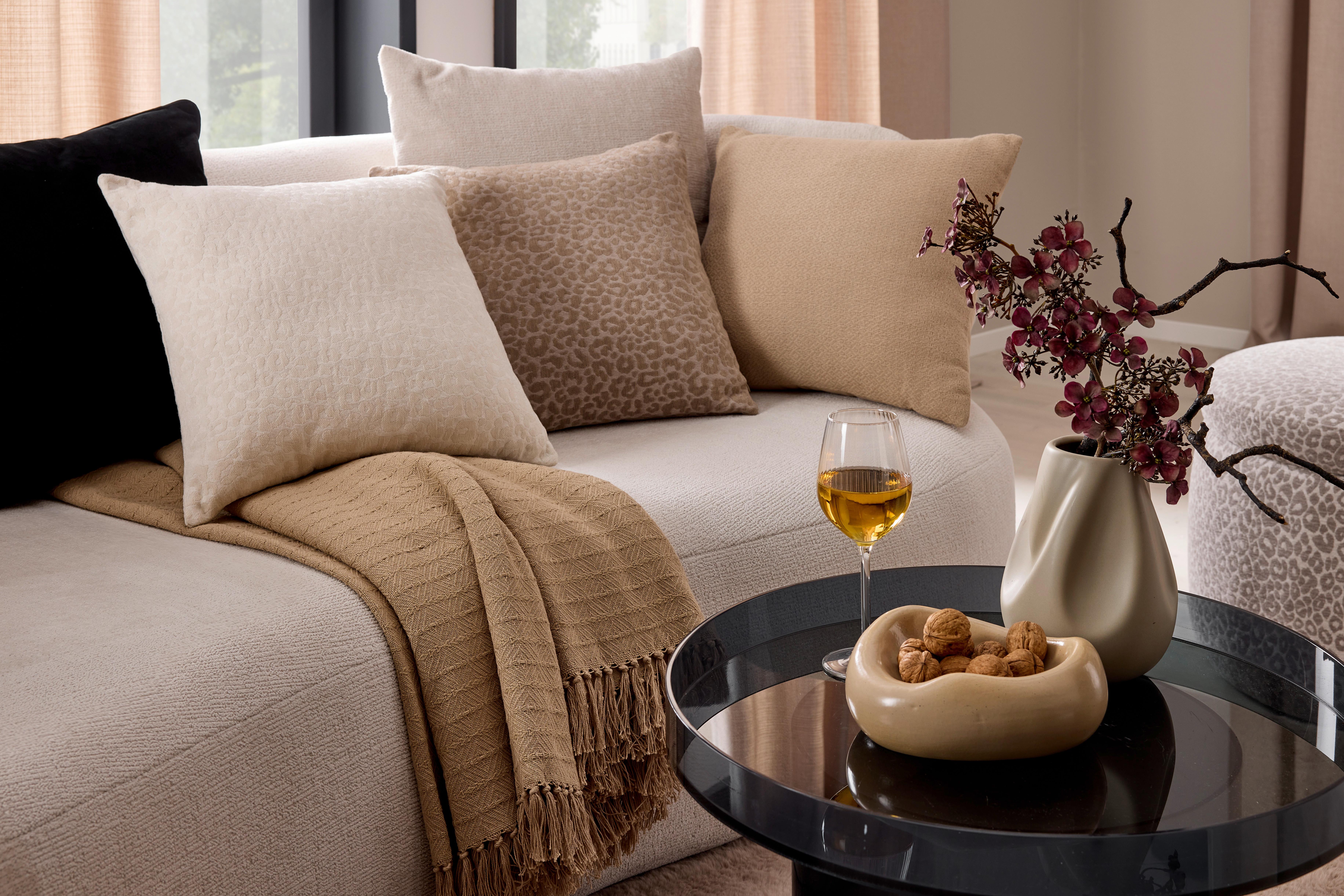 PRYDNADSKUDDE VIOLA - svart, Klassisk, textil (45/45cm) - Premium Living