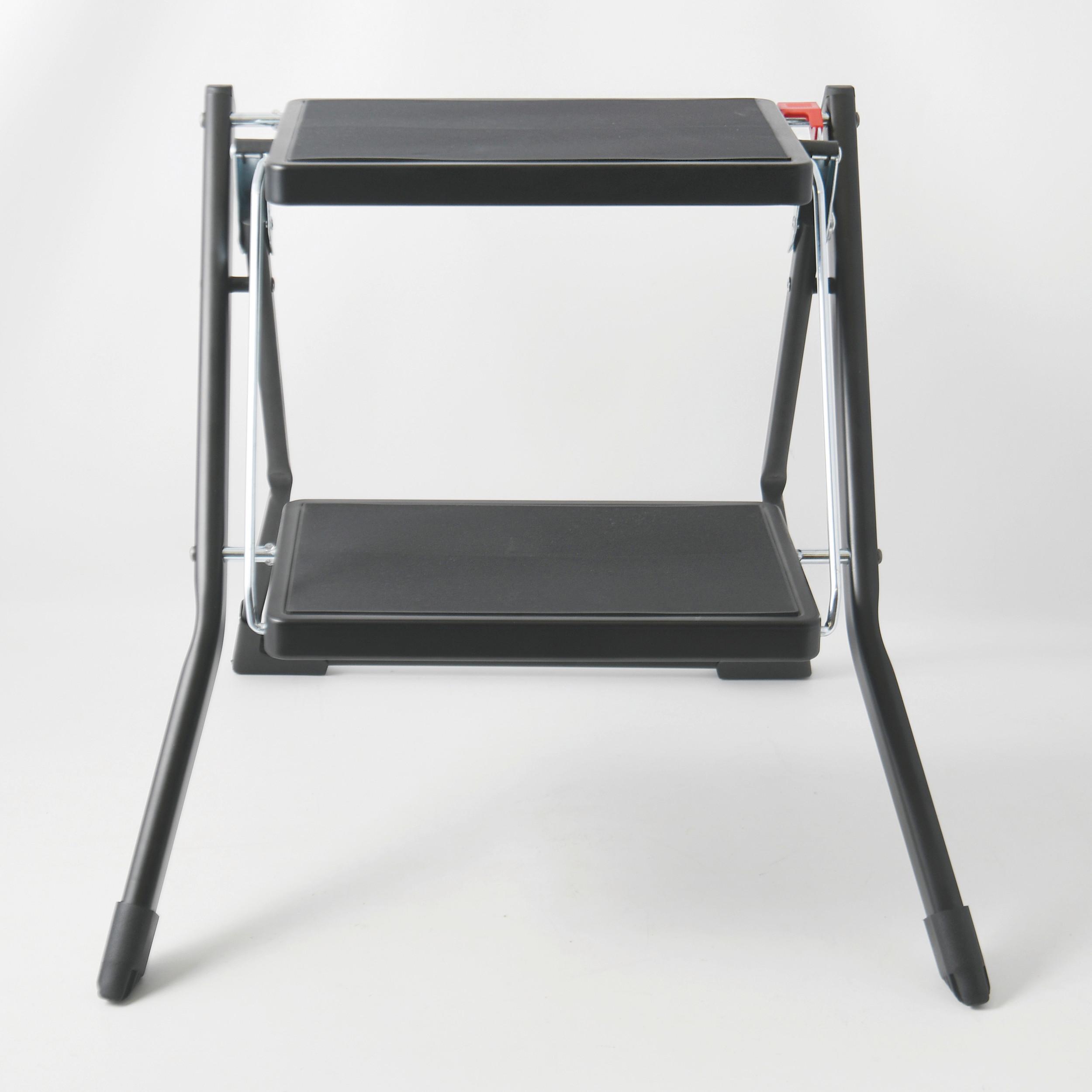 Klapptrittleiter 130172 - Schwarz, Basics, Metall (49.5/48.5/44.5cm) - Spirella