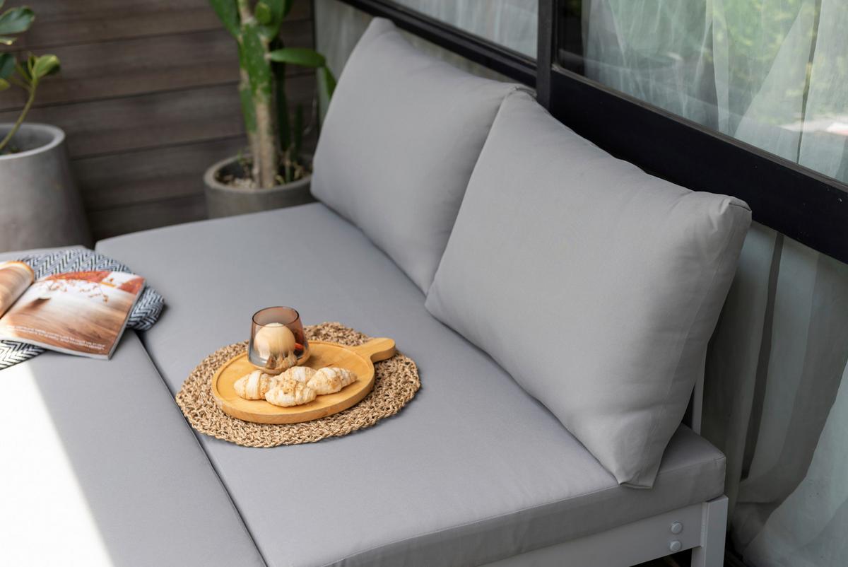 Loungesofa Emil 1 Hellgrau Echtholz - Hellgrau, MODERN, Holz/Metall (132/70,7/128cm)