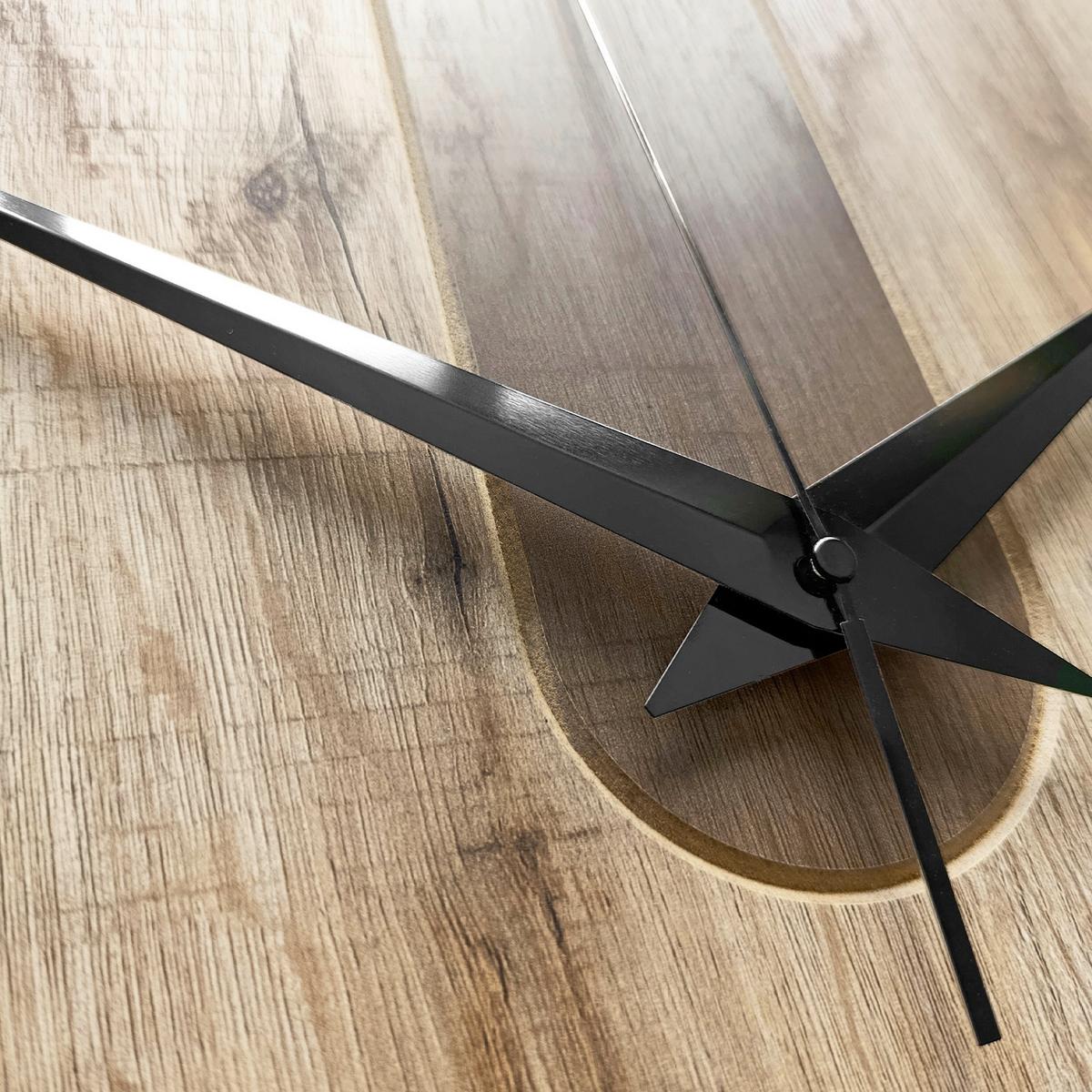 Wanduhr Schwarz/Eichefarben Ø ca. 57cm - Eichefarben/Schwarz, Basics, Holz/Kunststoff (57cm)