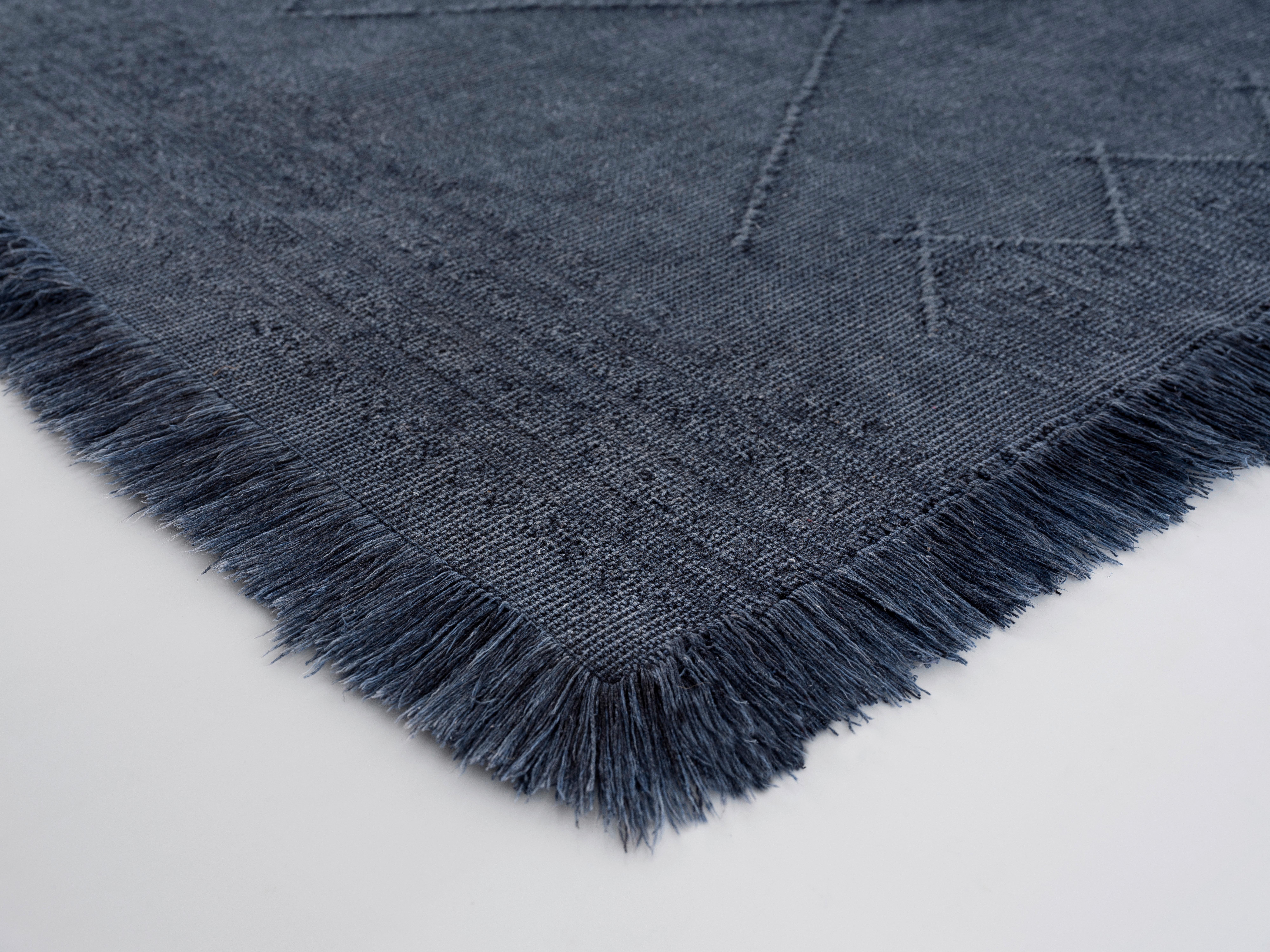 Covor țesut de mână Monaco 2 - albastru închis, textil (120/170cm) - Modern Living